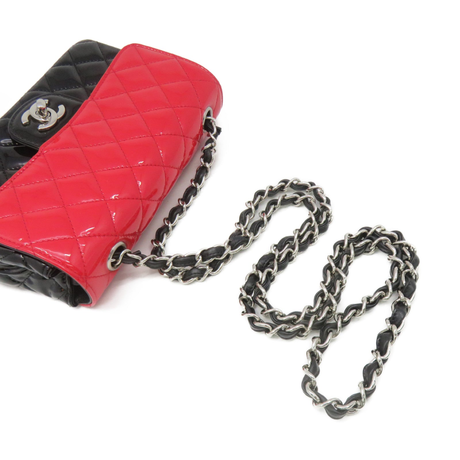 CHANEL 菱格漆皮皮革Chain Shoulder Bag银扣链带肩背袋红色/黑色