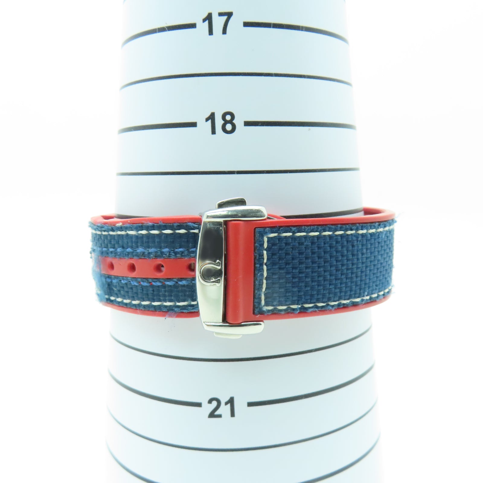 OMEGA Seamaster Planet Ocean 600M America's Cup Watch不鏽鋼/橡膠手錶自動機芯白色