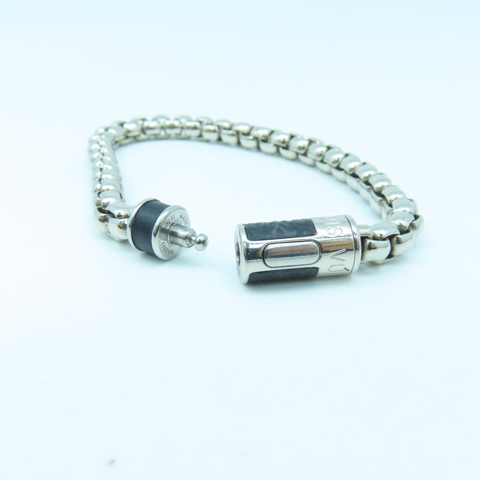 LOUIS VUITTON 金属Bracelet银扣手镯银色/黑色