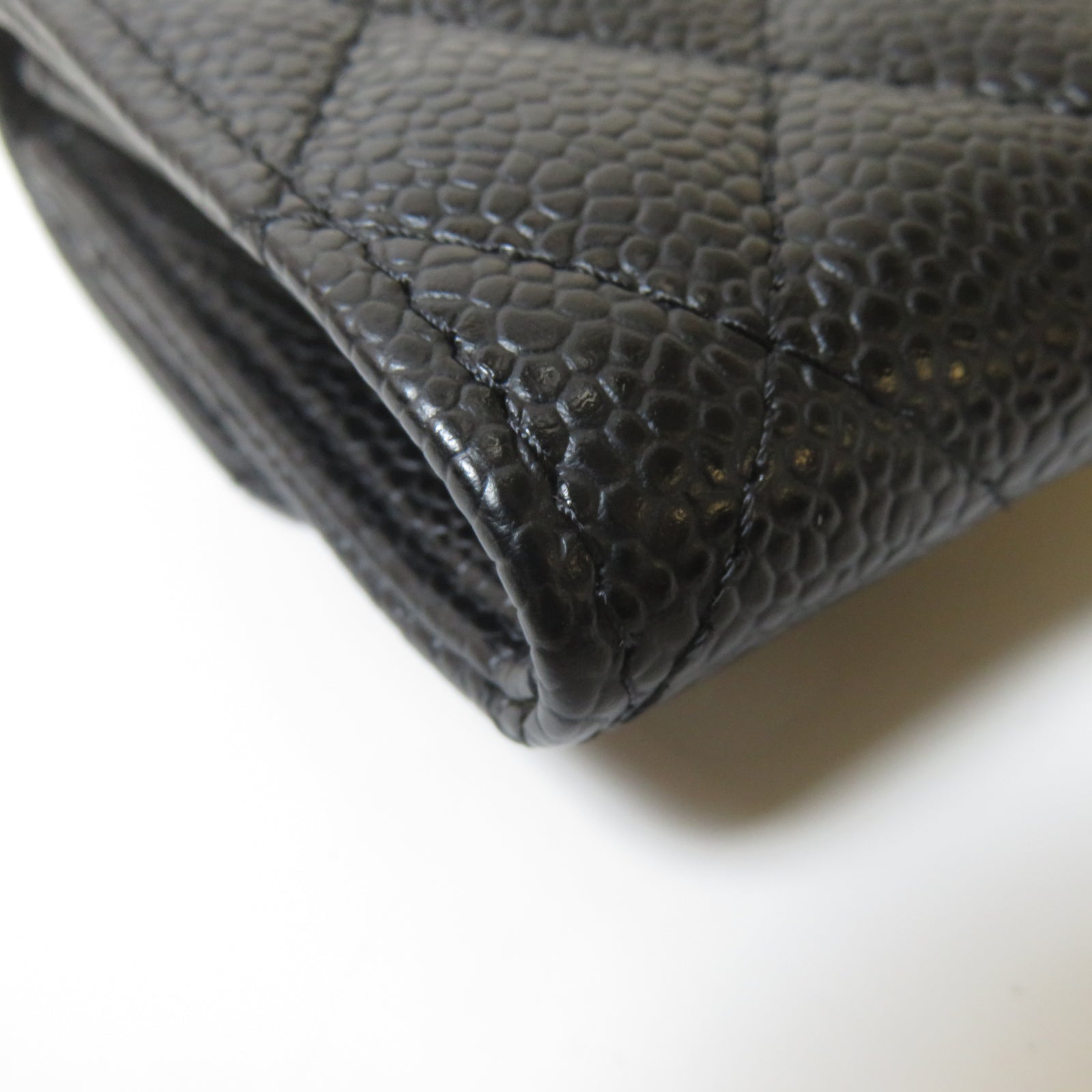 CHANEL 菱格Caviar皮革Classic Card Holder金扣卡片套黑色