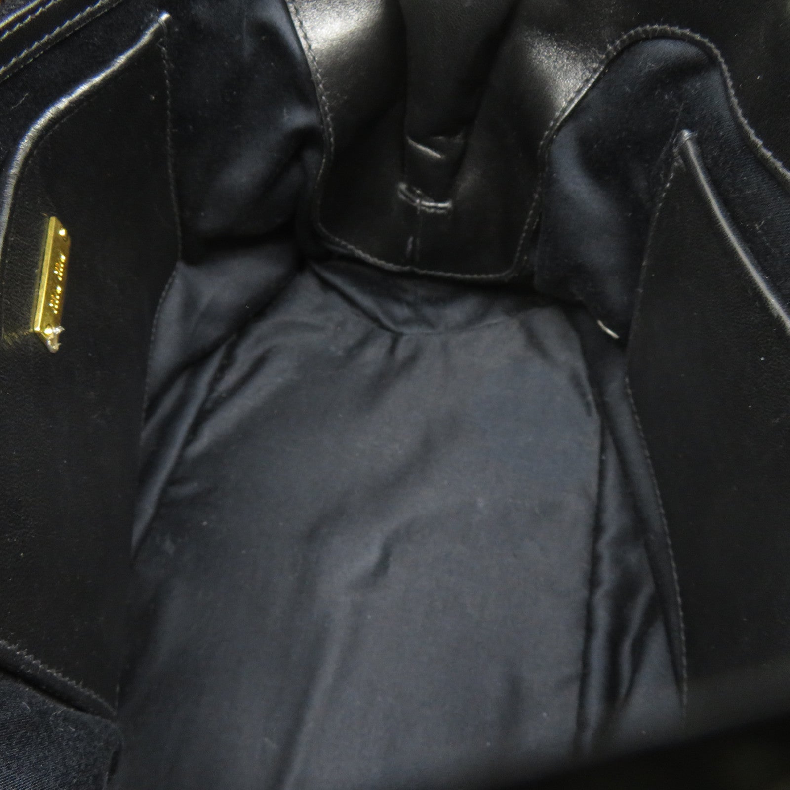 Miu Miu 牛皮皮革2 Way Shoulder金扣手挽肩背兩用袋黑色
