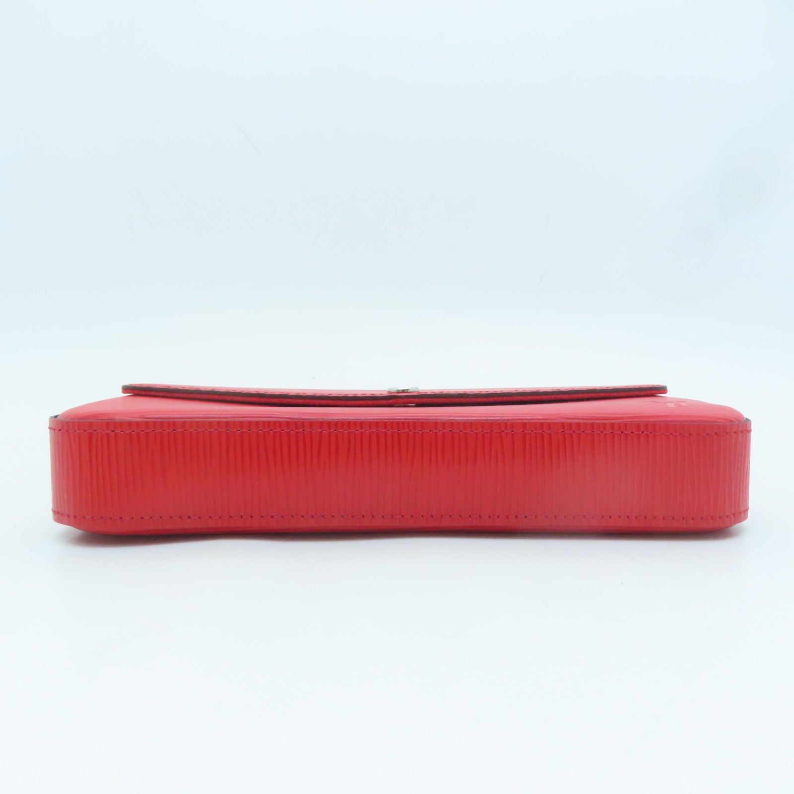 LOUIS VUITTON Epi Felicie Silver Buckle Chain Shoulder Bag Red