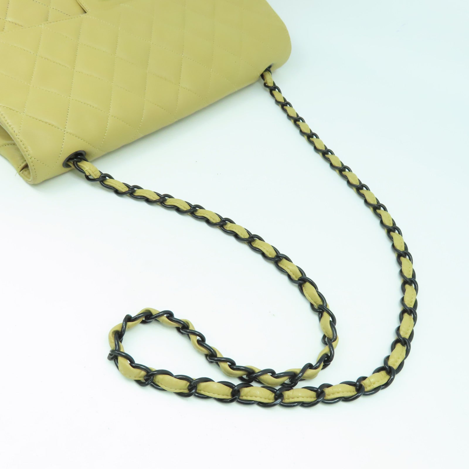 CHANEL 菱格牛皮皮革Chain Shoulder Bag鏈帶肩背袋米色
