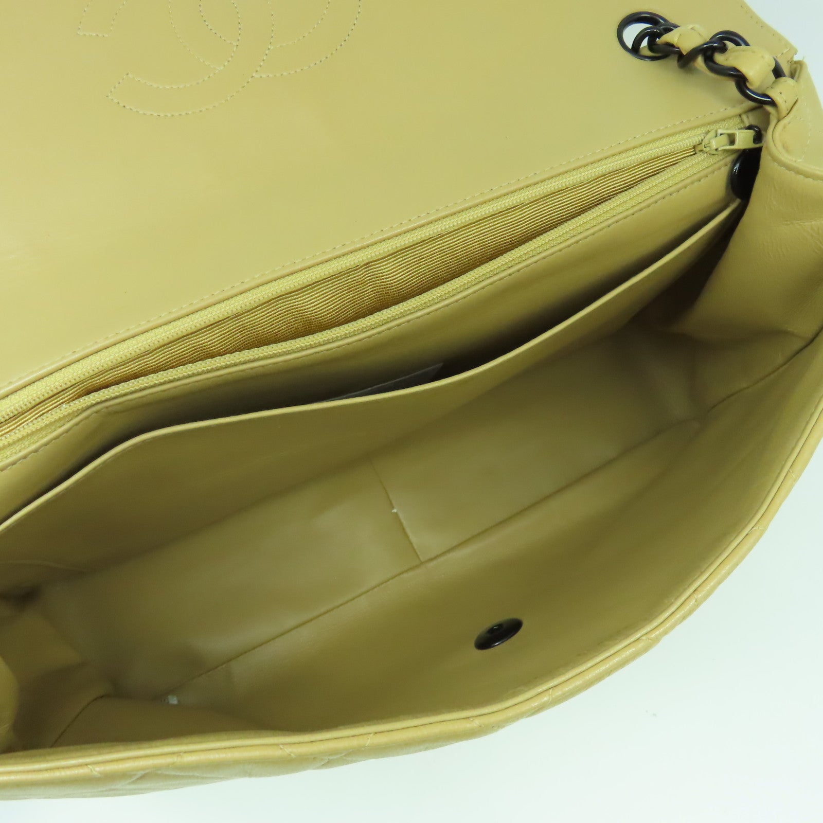 CHANEL 菱格牛皮皮革Chain Shoulder Bag鏈帶肩背袋米色