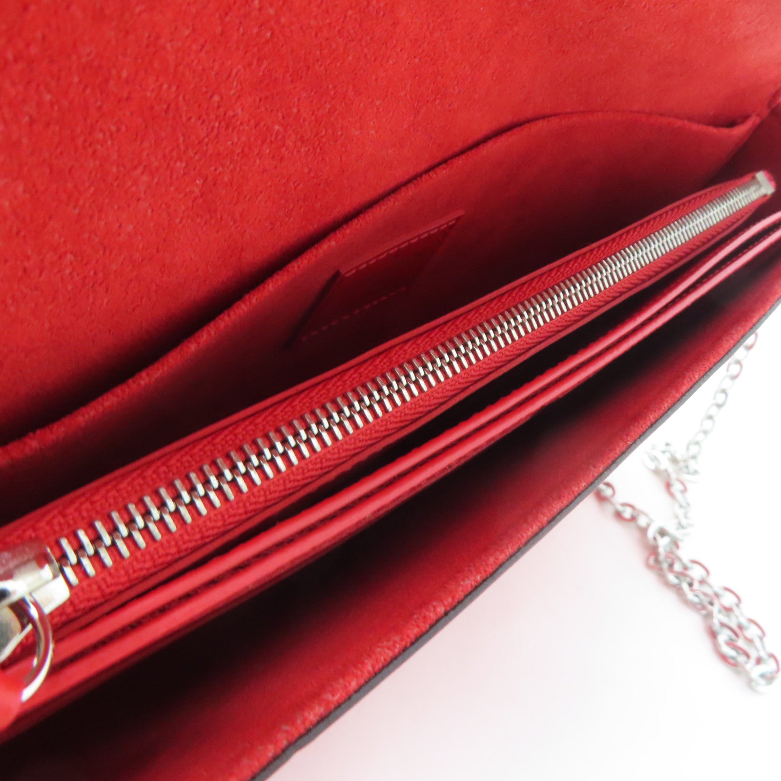 LOUIS VUITTON Epi Felicie Silver Buckle Chain Shoulder Bag Red