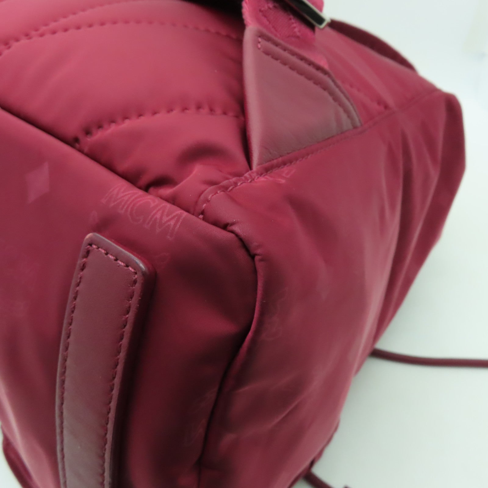 MCM 尼龍Backpack銀扣背包紅色