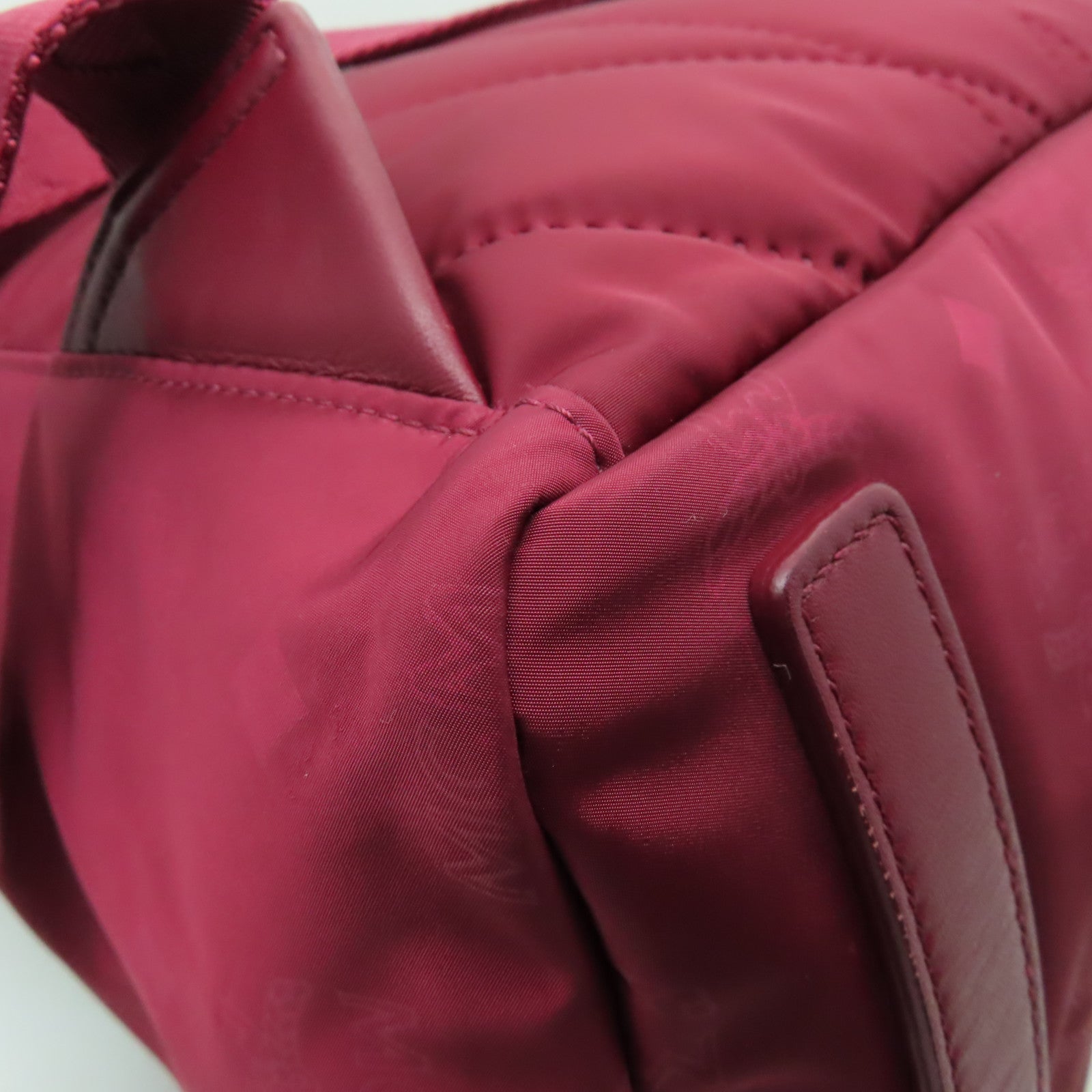MCM 尼龍Backpack銀扣背包紅色