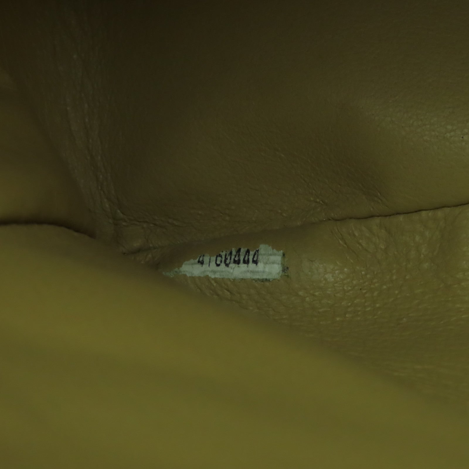 CHANEL 菱格牛皮皮革Chain Shoulder Bag鏈帶肩背袋米色
