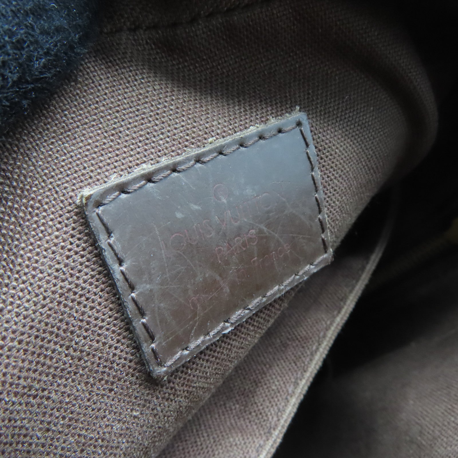 LOUIS VUITTON Damier Olav PM金扣肩背袋啡色