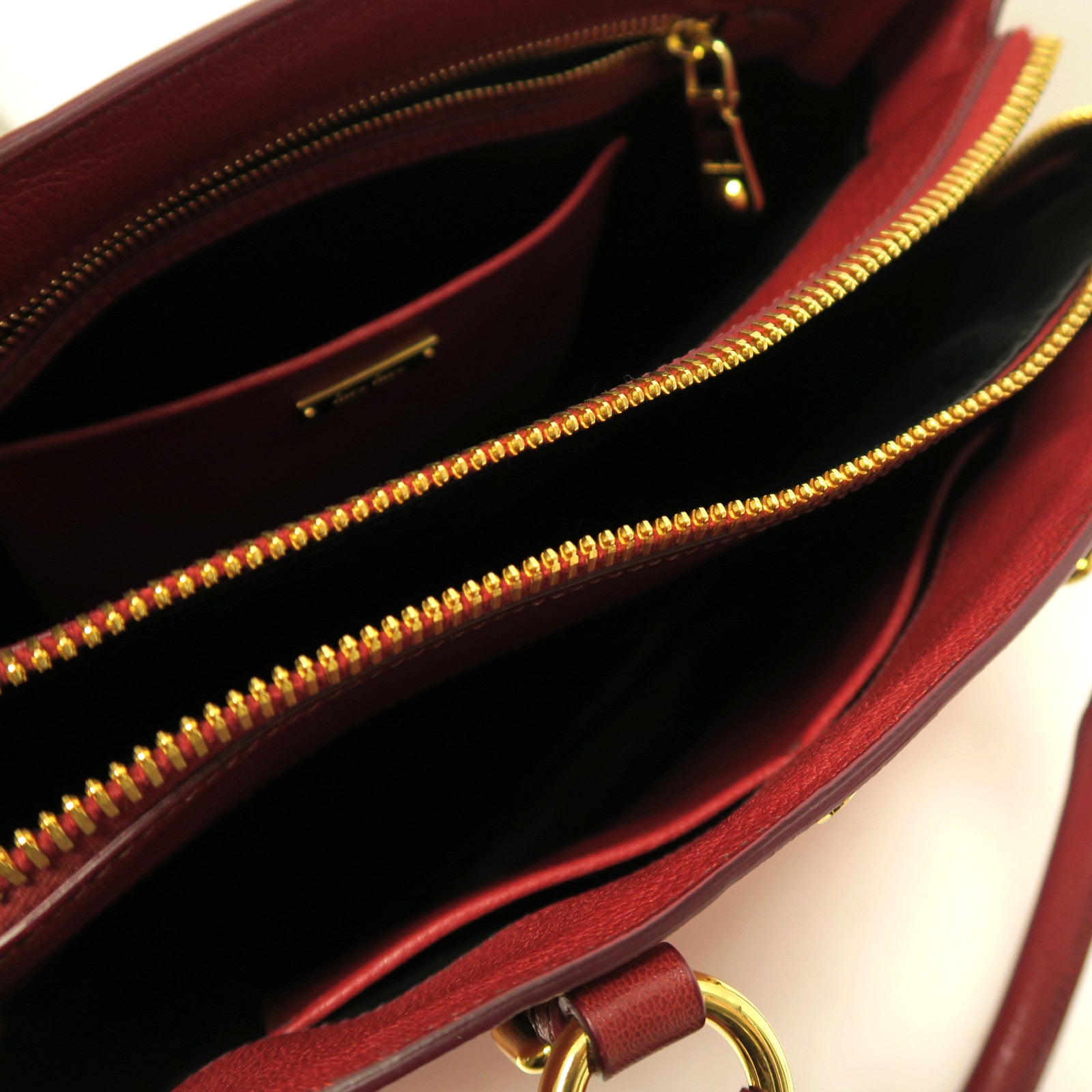 Miu Miu 皮革2 Way Shoulder金扣手挽肩背兩用袋紅色
