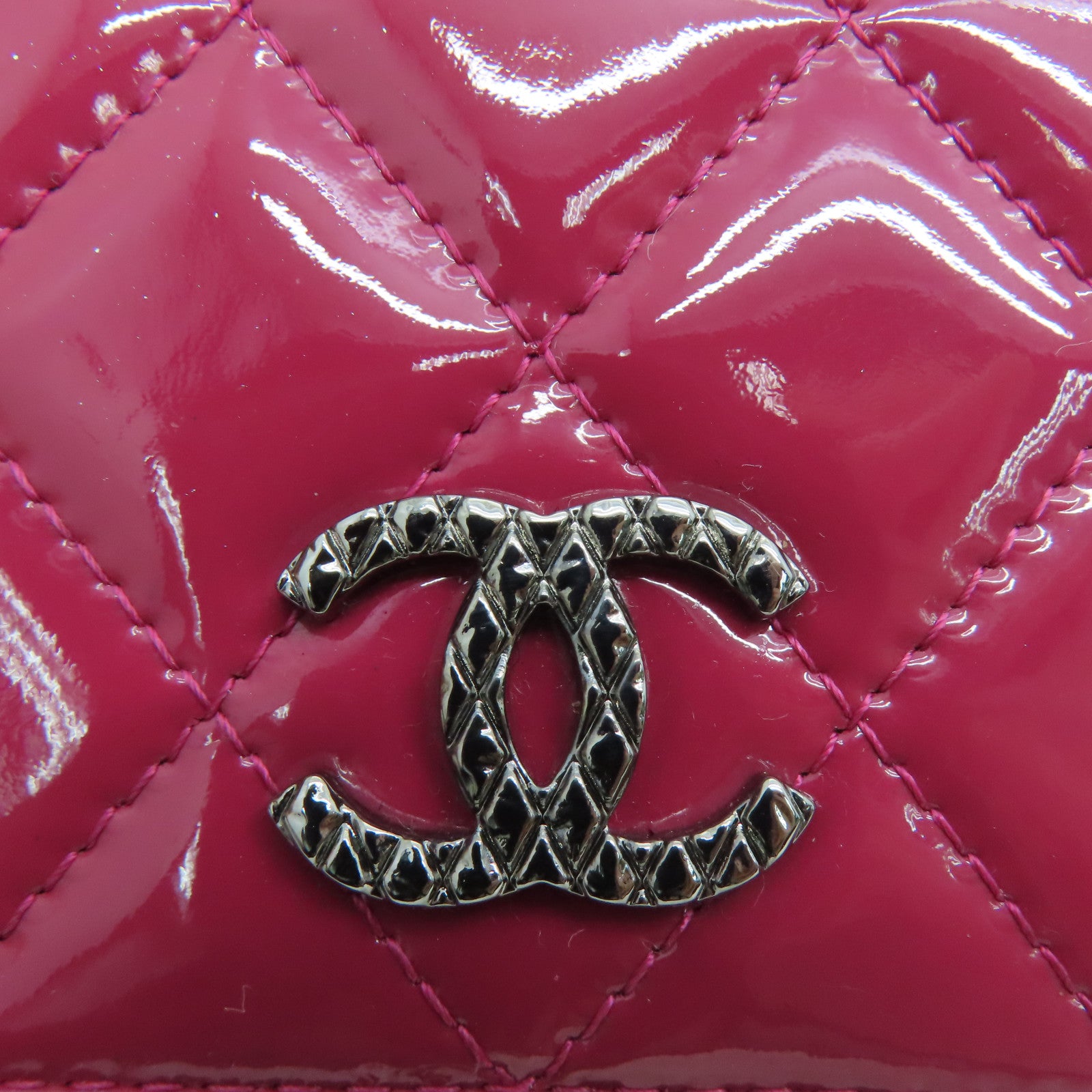 CHANEL 菱格漆皮皮革Long Wallet长钱包粉红色
