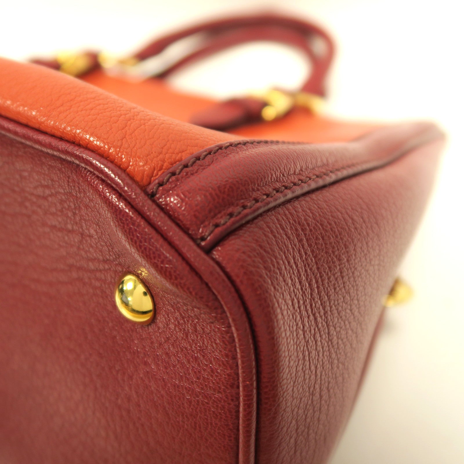 Miu Miu 皮革2 Way Shoulder金扣手挽肩背兩用袋紅色