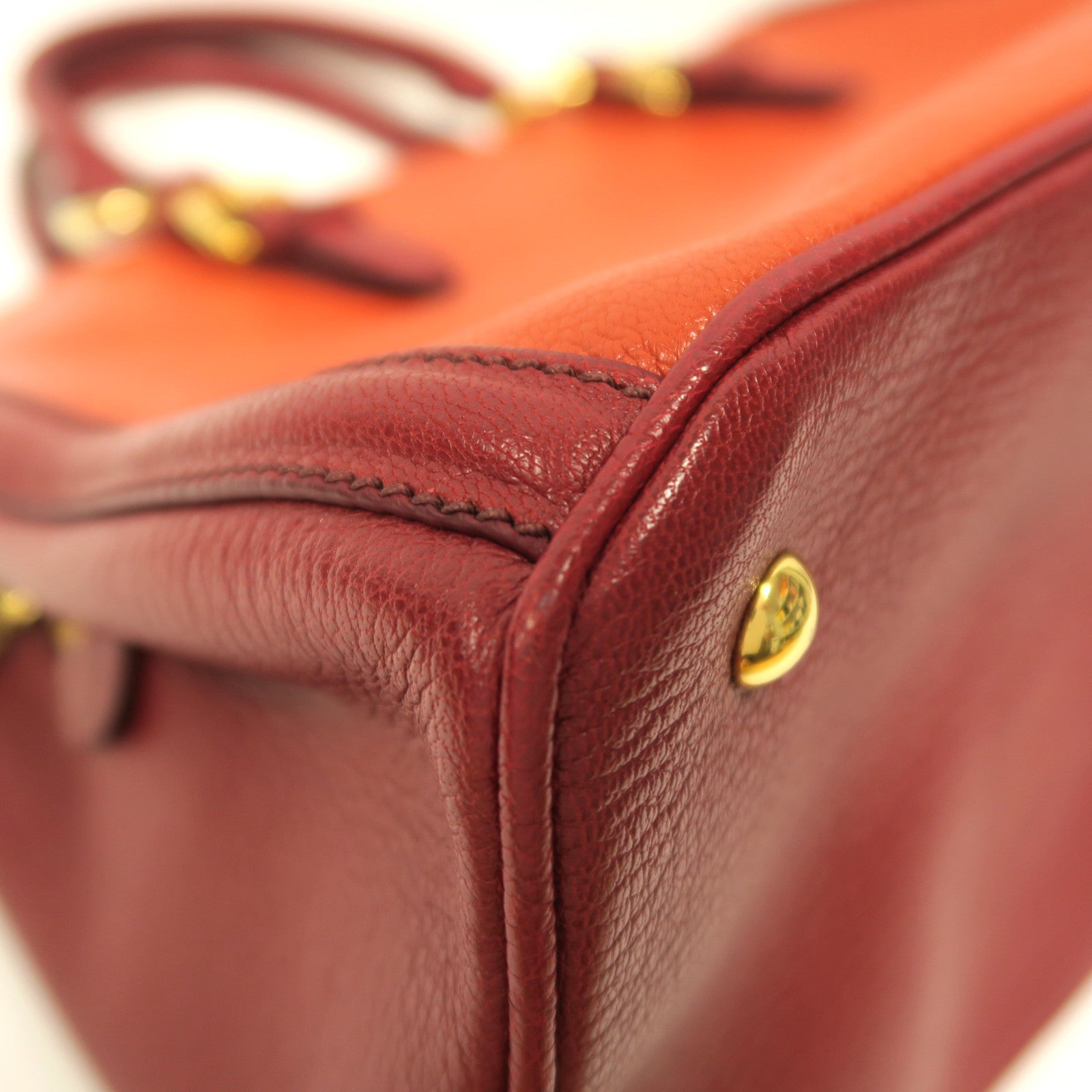 Miu Miu 皮革2 Way Shoulder金扣手挽肩背兩用袋紅色
