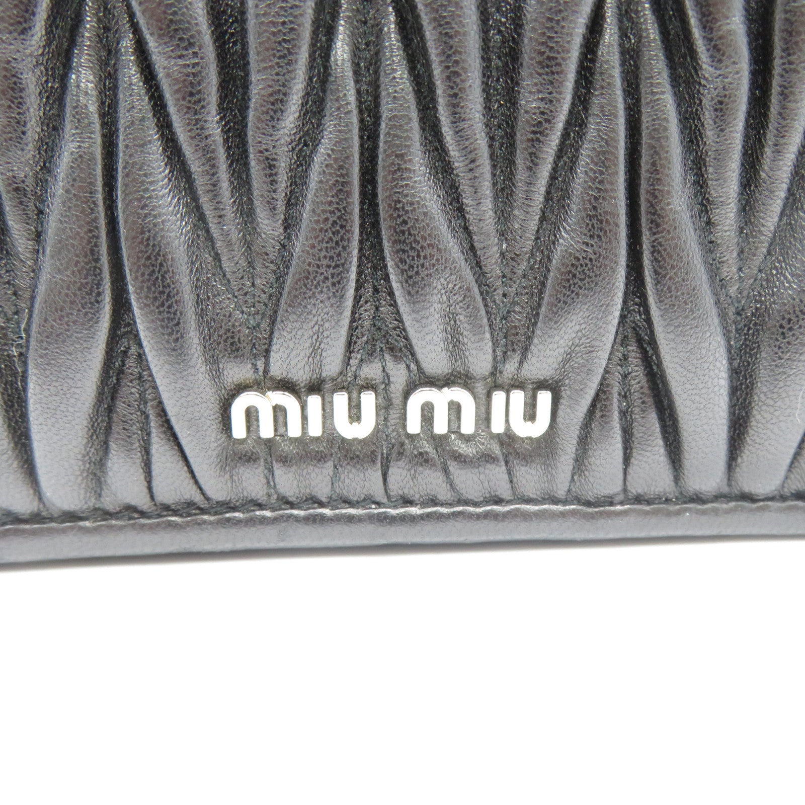 Miu Miu 牛皮皮革Chain Shoulder銀扣鏈帶肩背袋黑色