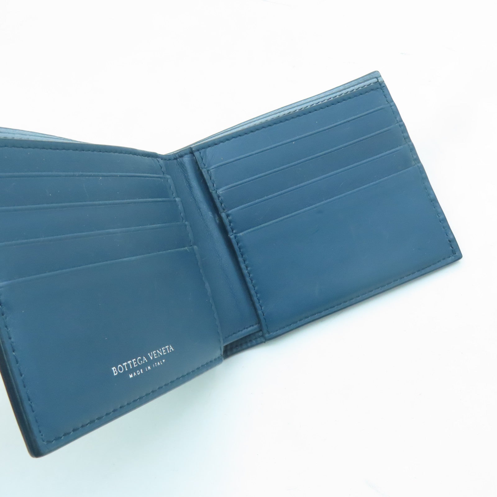 BOTTEGA VENETA Wallet in cowhide leather blue
