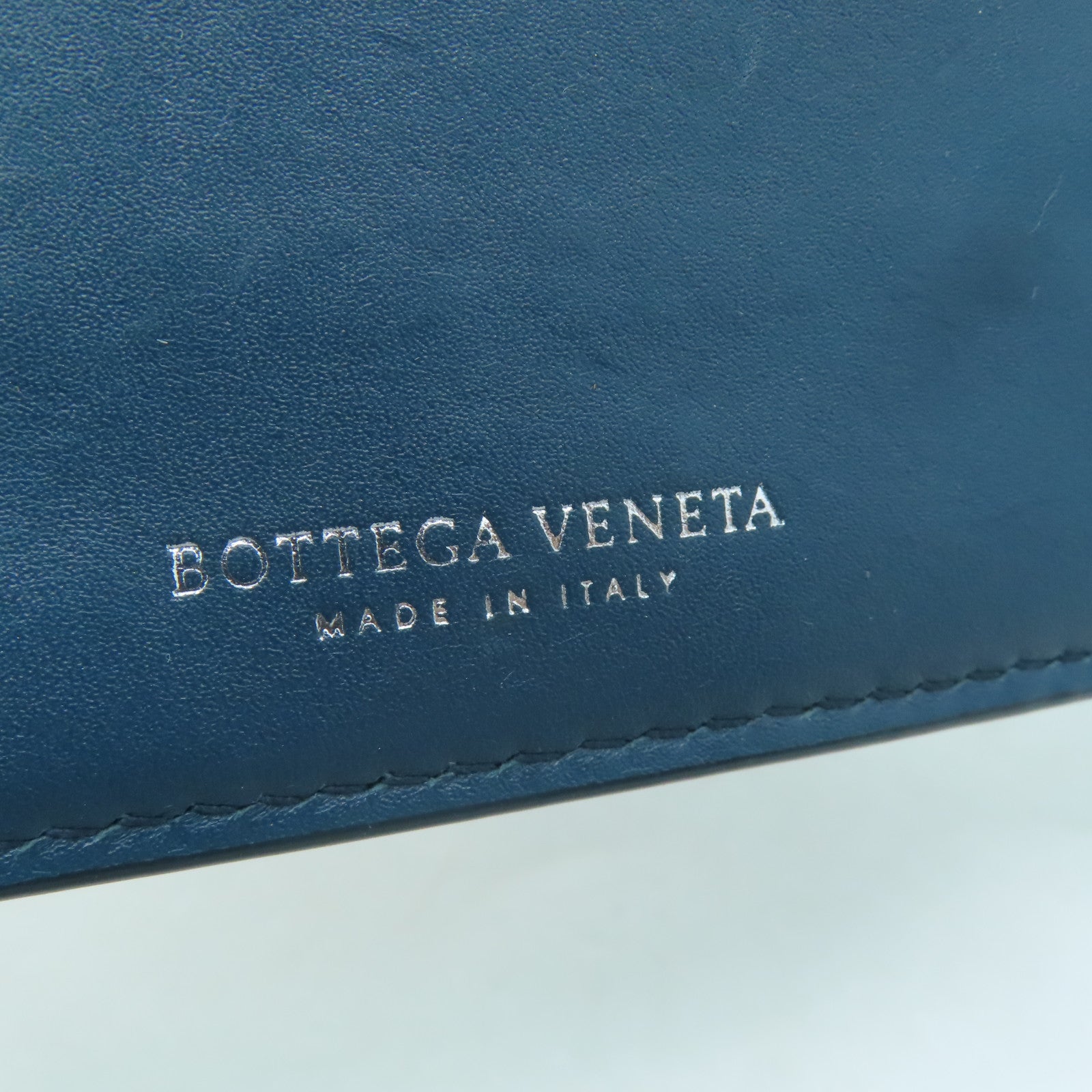 BOTTEGA VENETA Wallet in cowhide leather blue