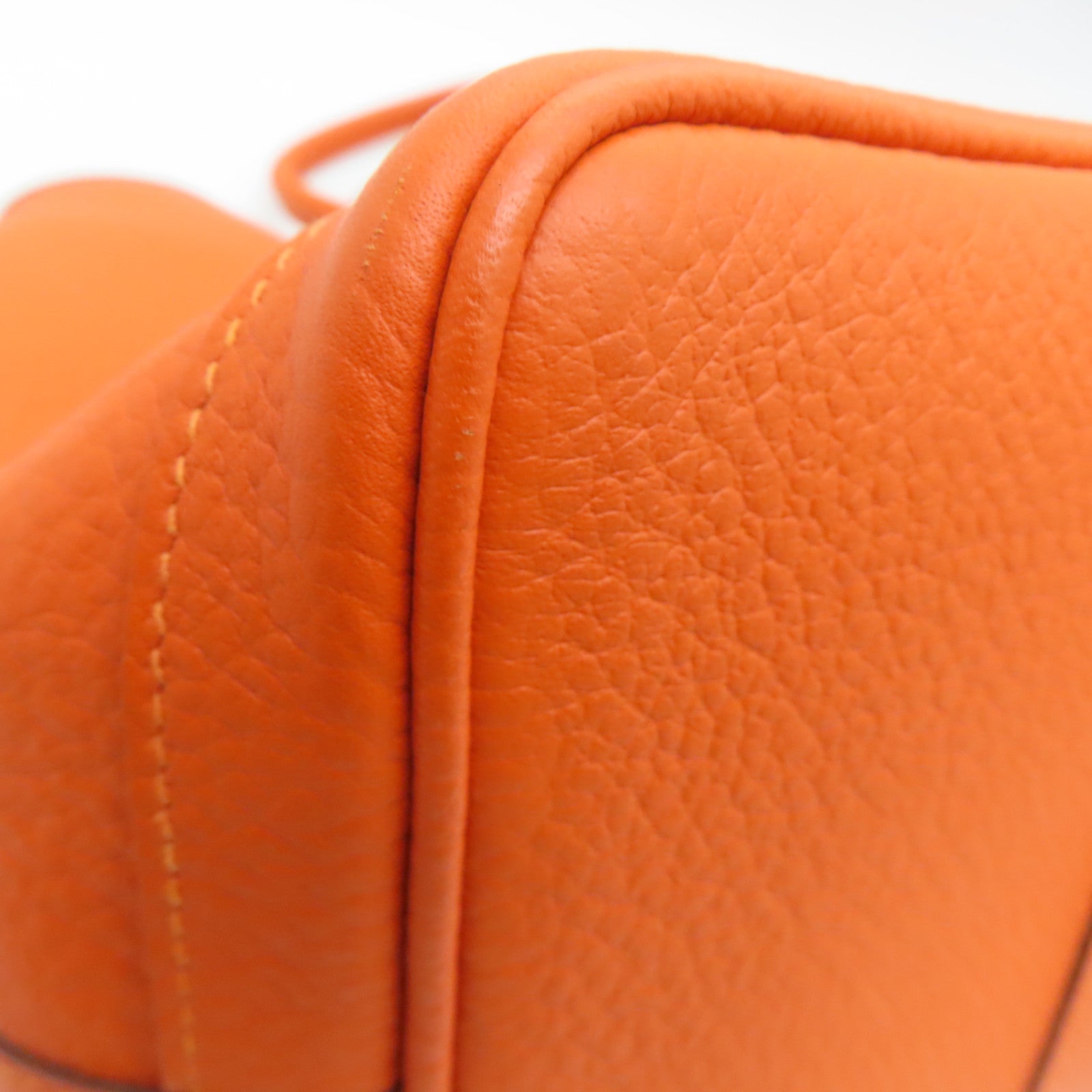 HERMES Clemence皮革GardenParty PM银扣手挽袋Feu橙色