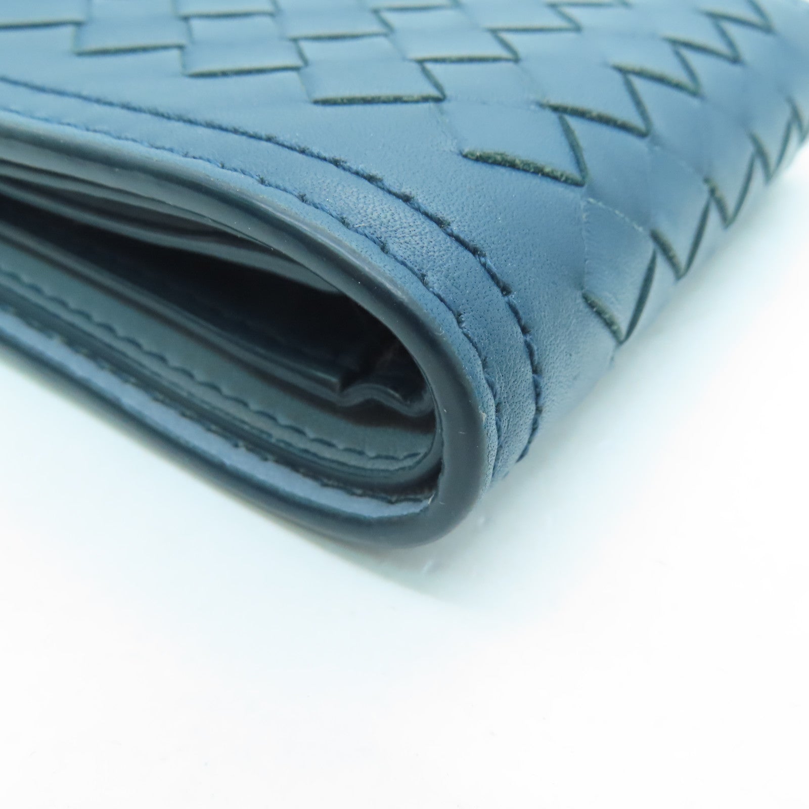 BOTTEGA VENETA Wallet in cowhide leather blue