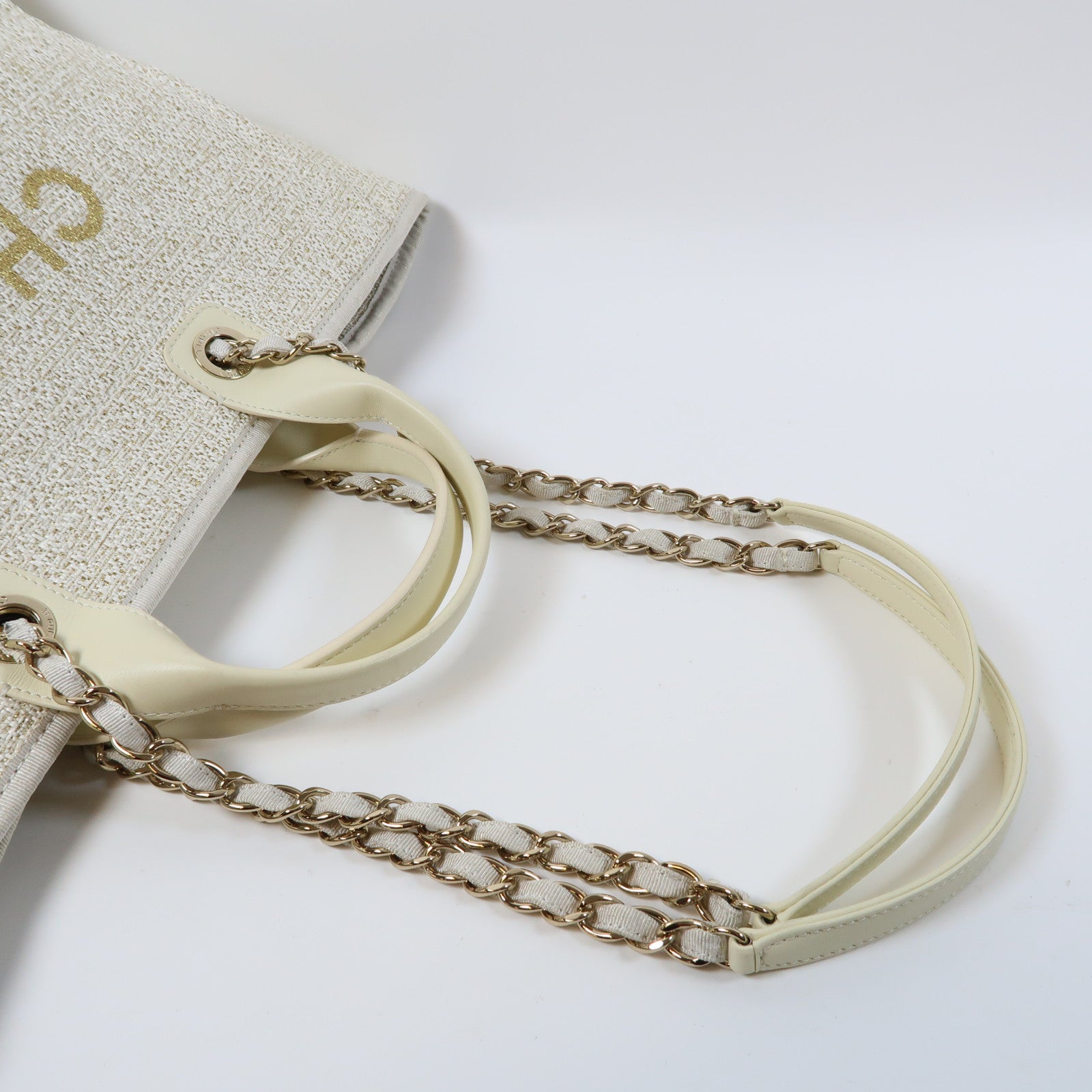 CHANEL 帆布Deauville金扣鏈帶肩背袋米色
