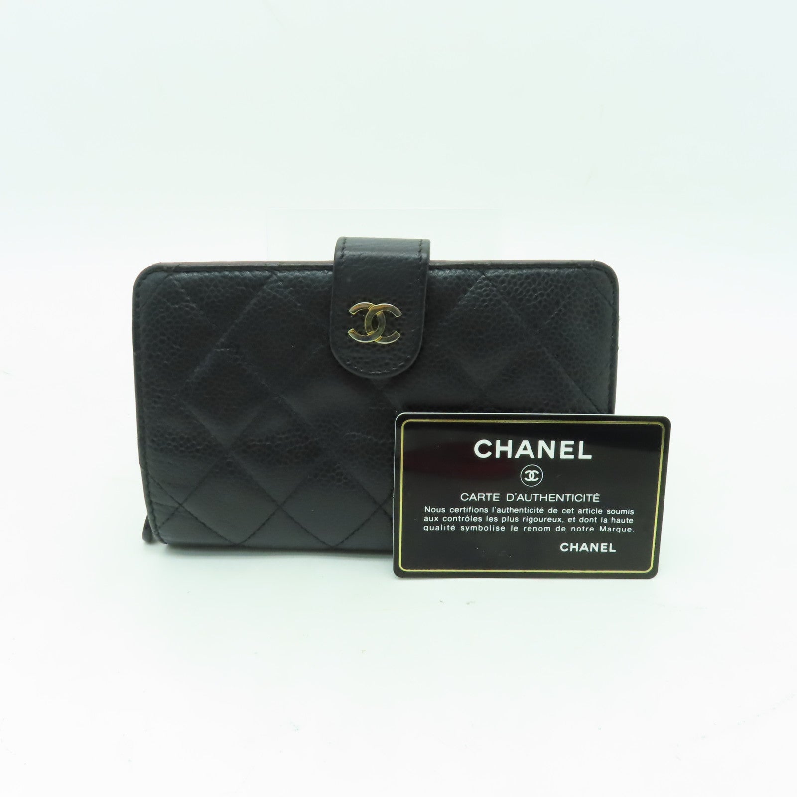 CHANEL Caviar皮革Wallet金扣錢包黑色