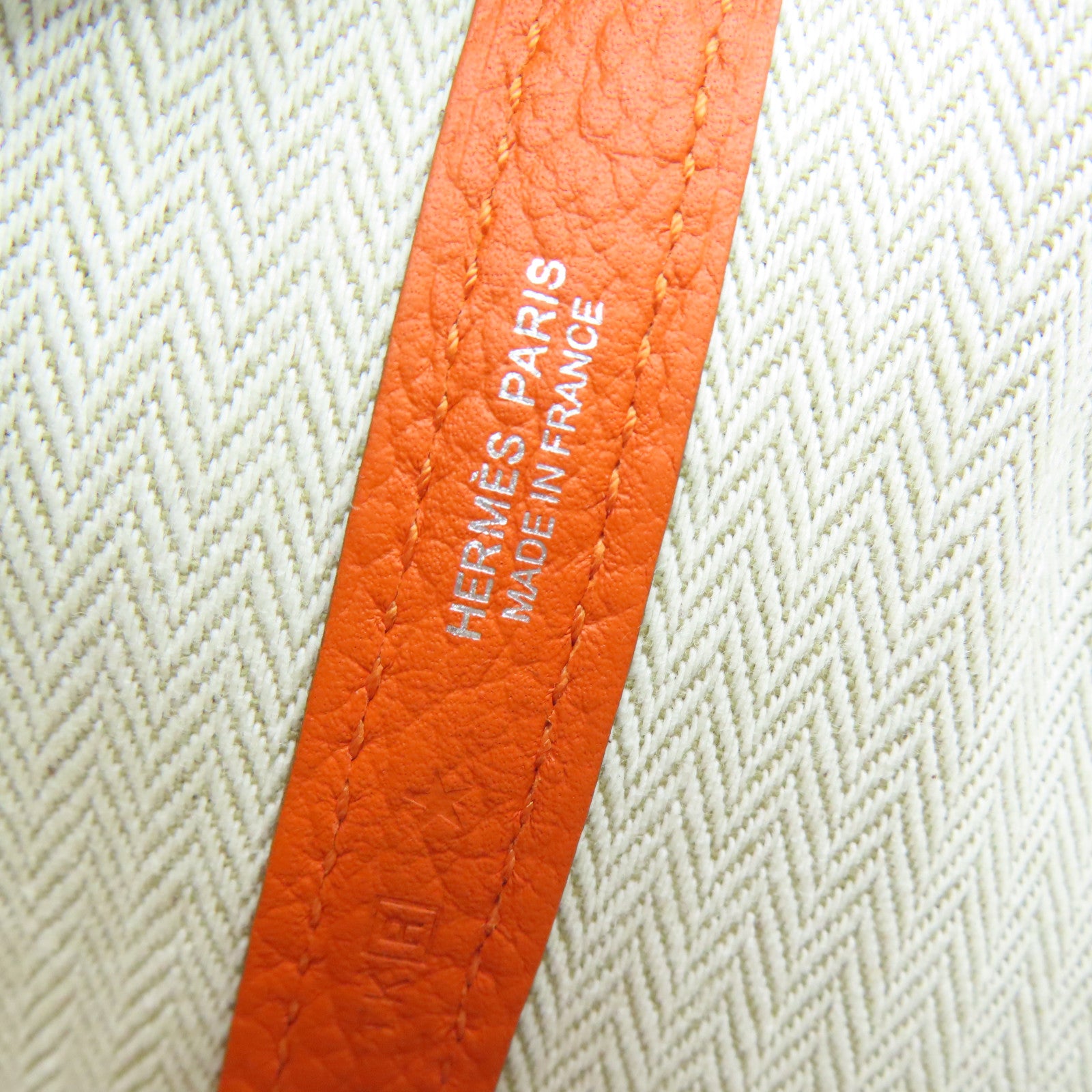 HERMES Clemence皮革GardenParty PM银扣手挽袋Feu橙色