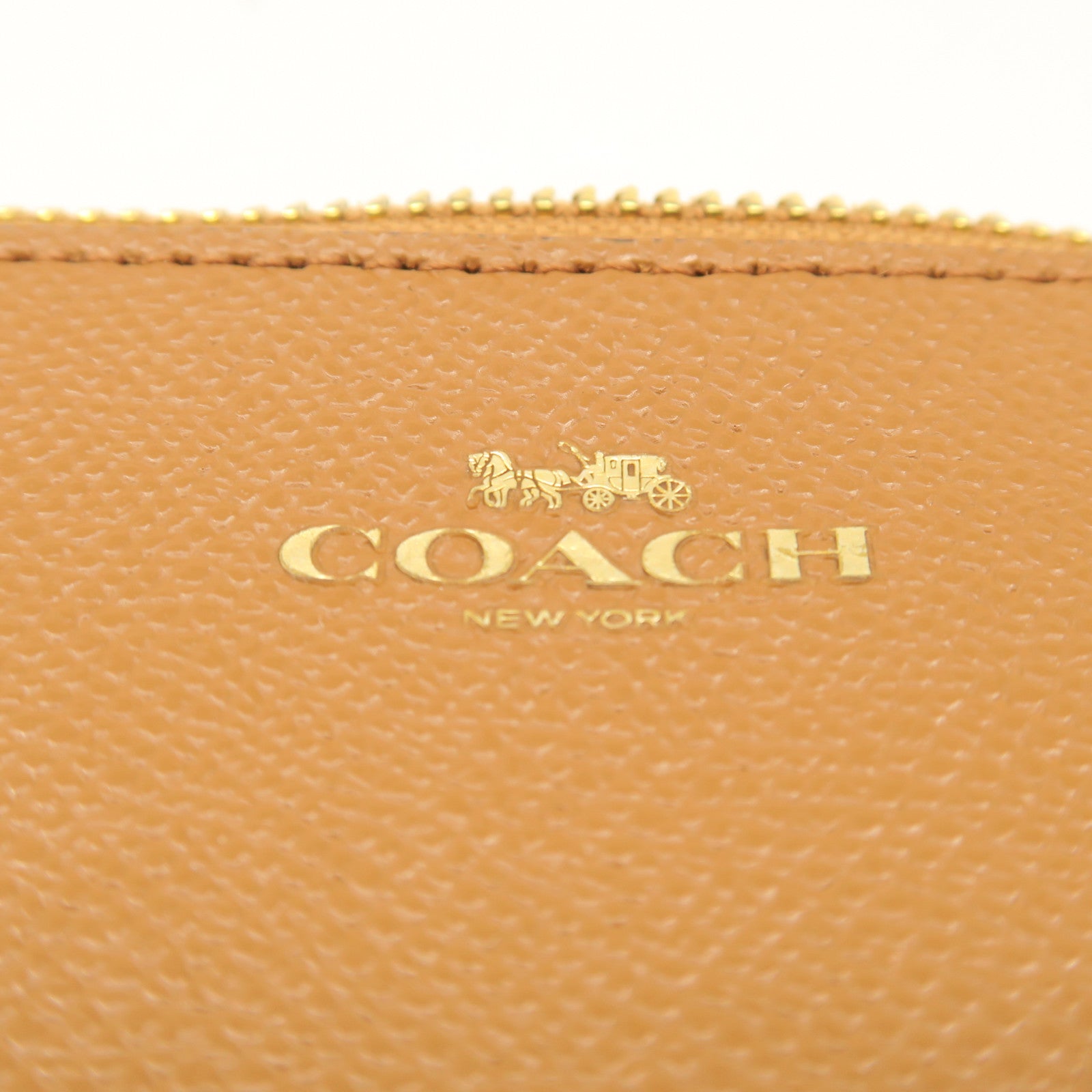 COACH Cowhide Leather Pouch Clutch Brown