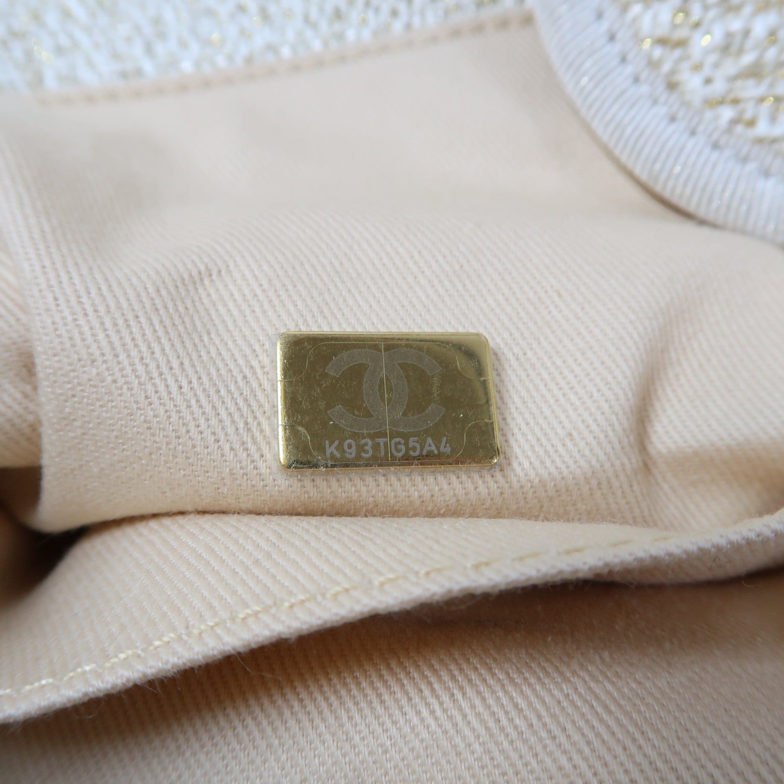 CHANEL 帆布Deauville金扣鏈帶肩背袋米色