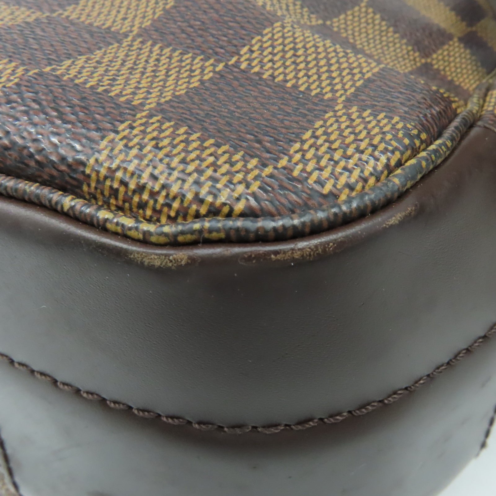 LOUIS VUITTON Damier Bastille Shoulder Bag肩背袋啡色