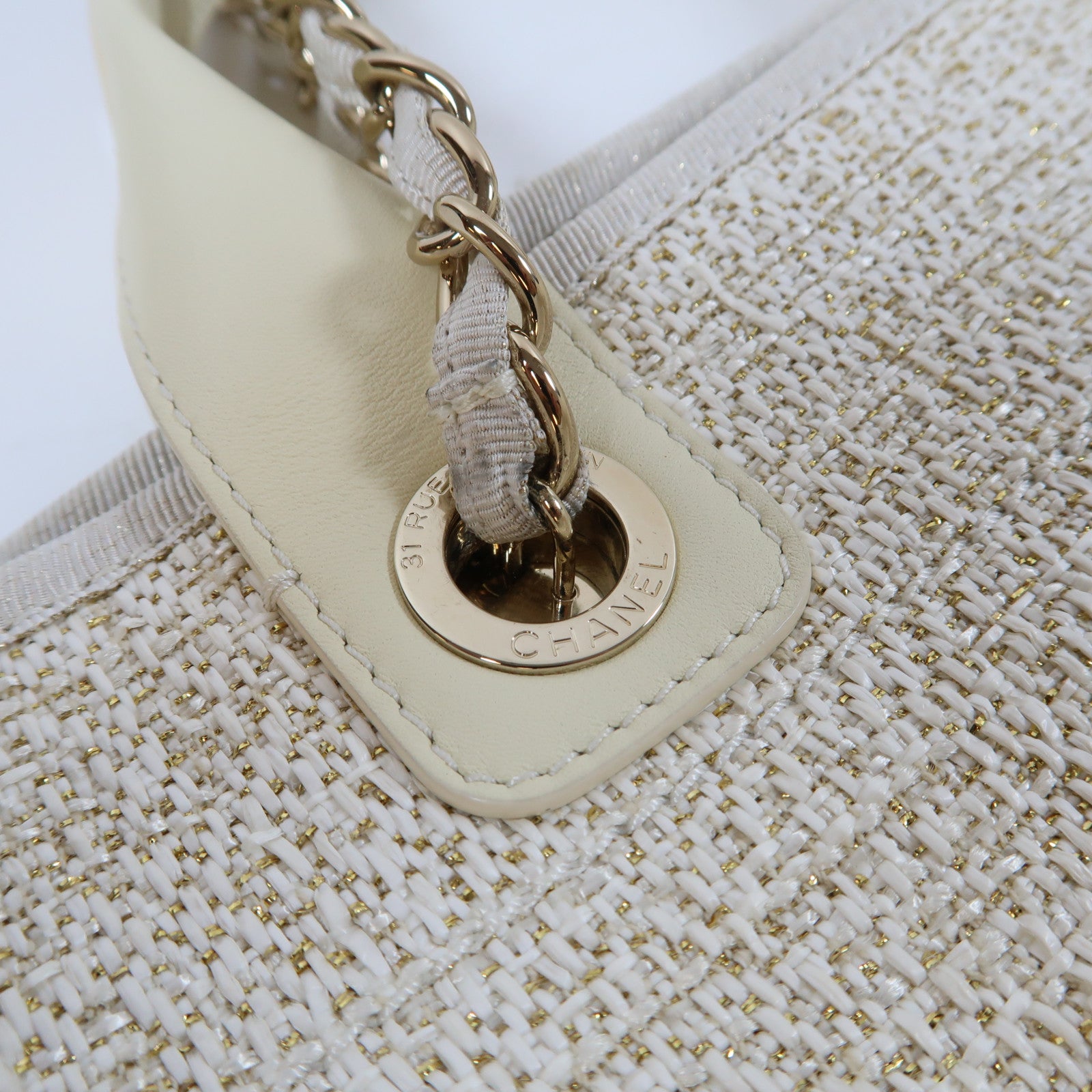 CHANEL 帆布Deauville金扣鏈帶肩背袋米色
