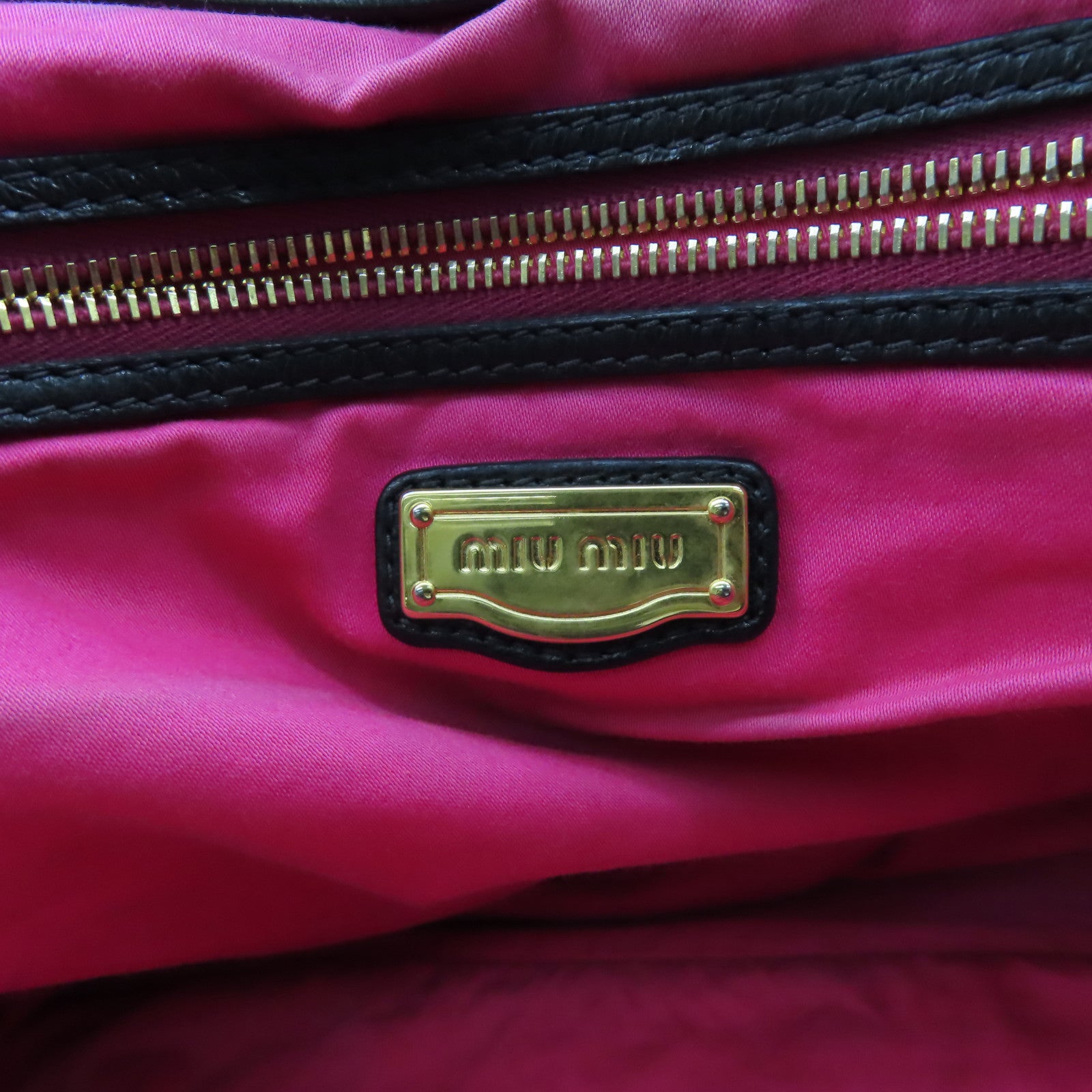 Miu Miu 牛皮皮革2 Way Shoulder金扣手挽肩背兩用袋黑色