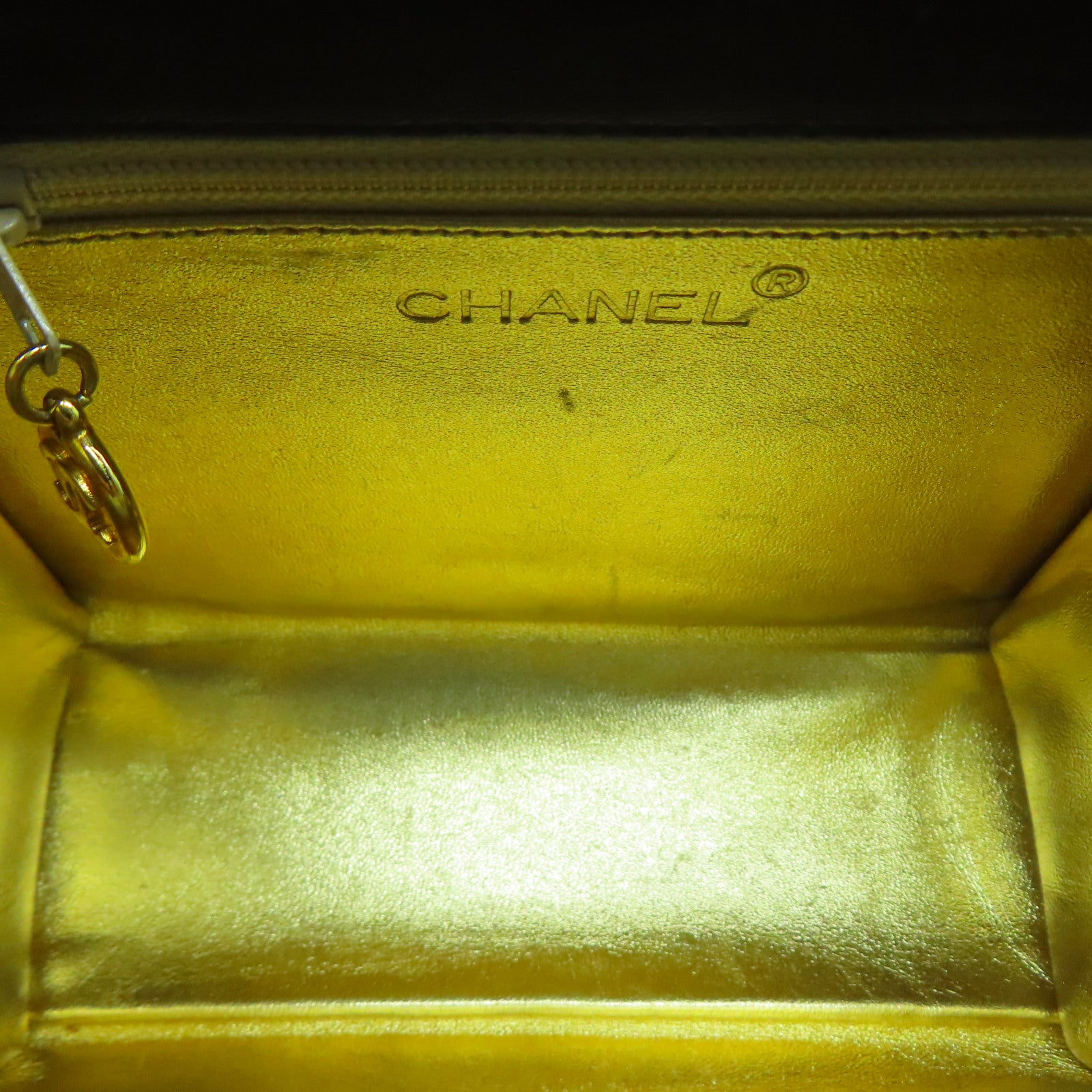 CHANEL 羊皮皮革Handbag金扣手挽袋黑色