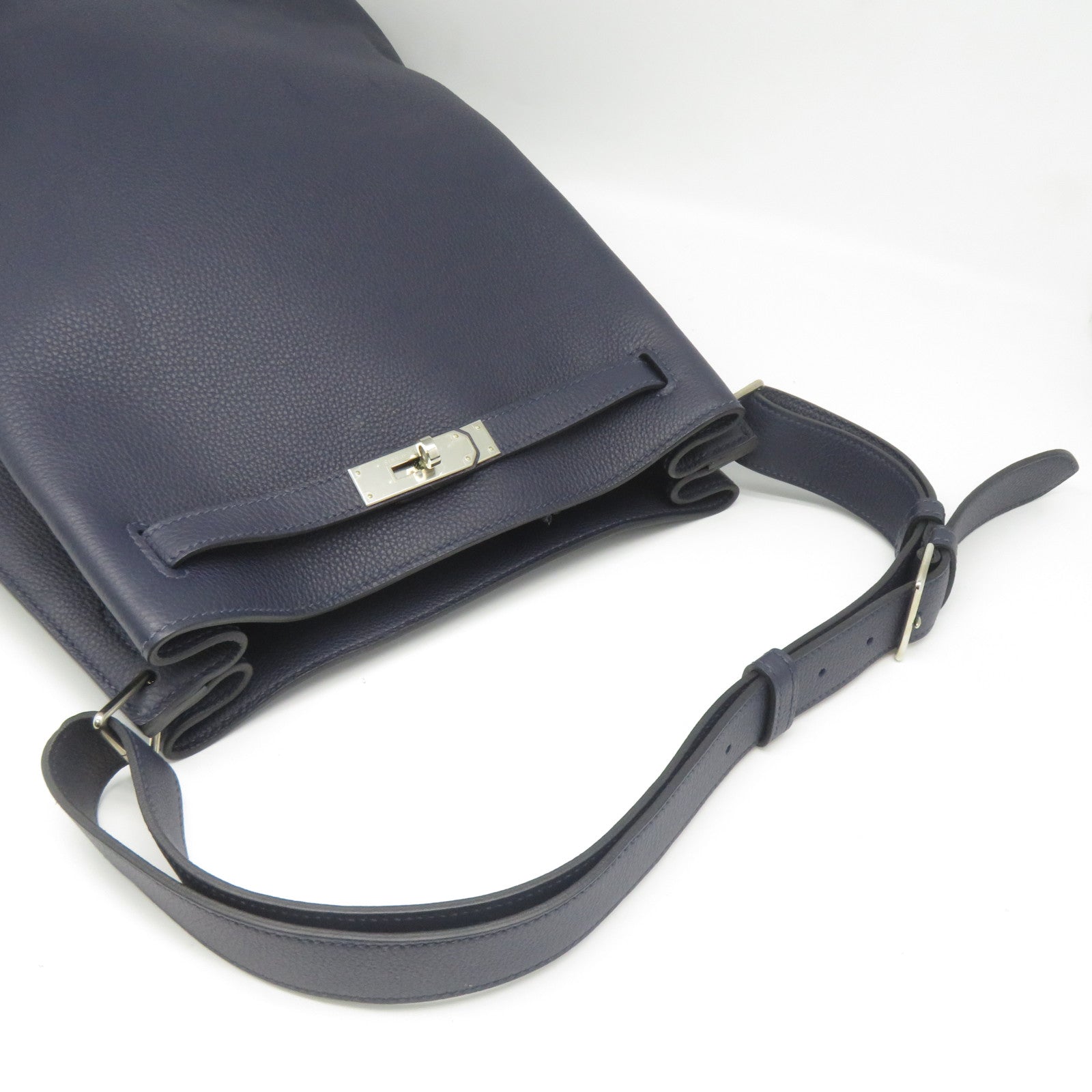 HERMES Clemence皮革So Kelly 26銀扣肩背袋午夜藍色