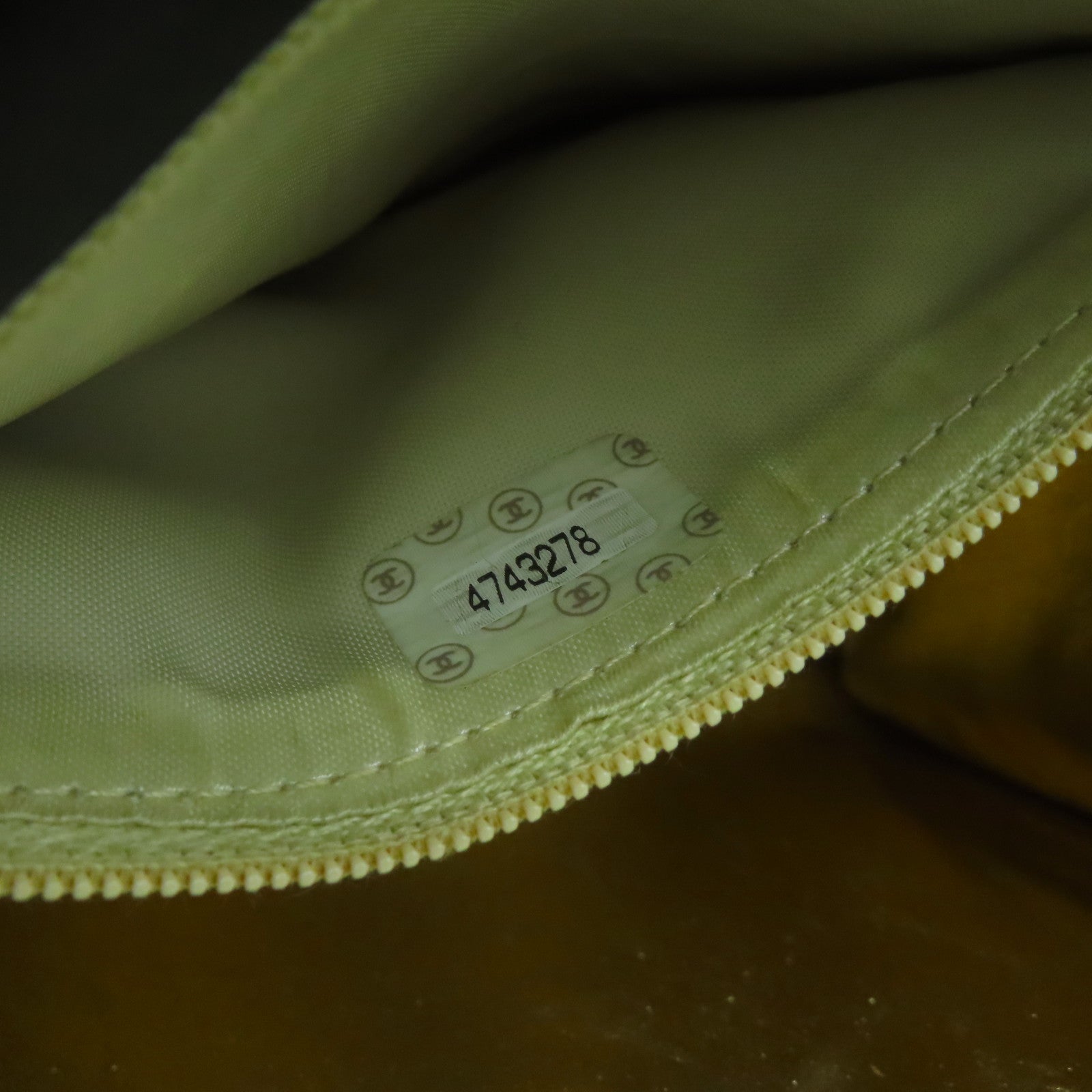 CHANEL 羊皮皮革Handbag金扣手挽袋黑色