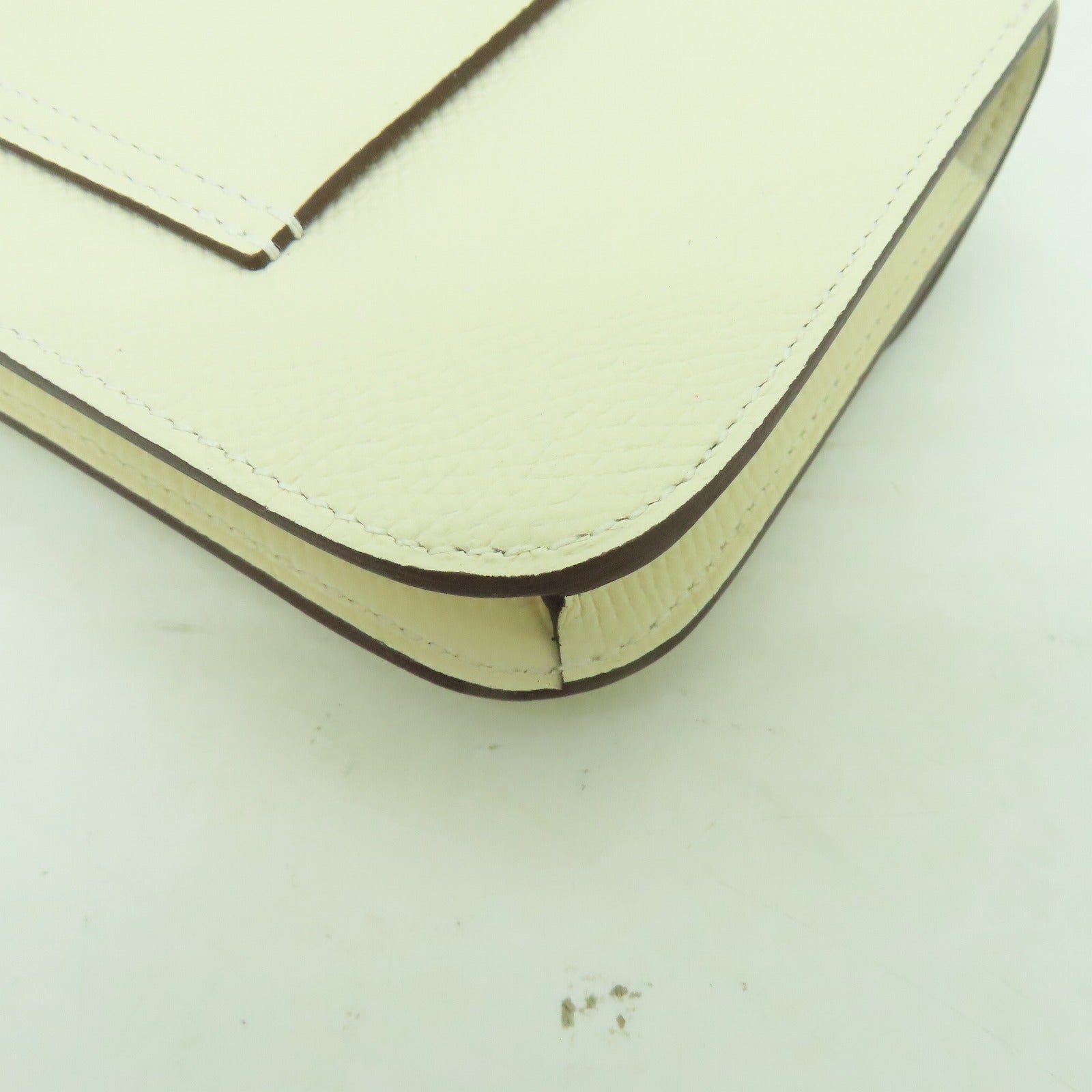 HERMES Epsom皮革Constance Slim銀扣錢包Nata白色