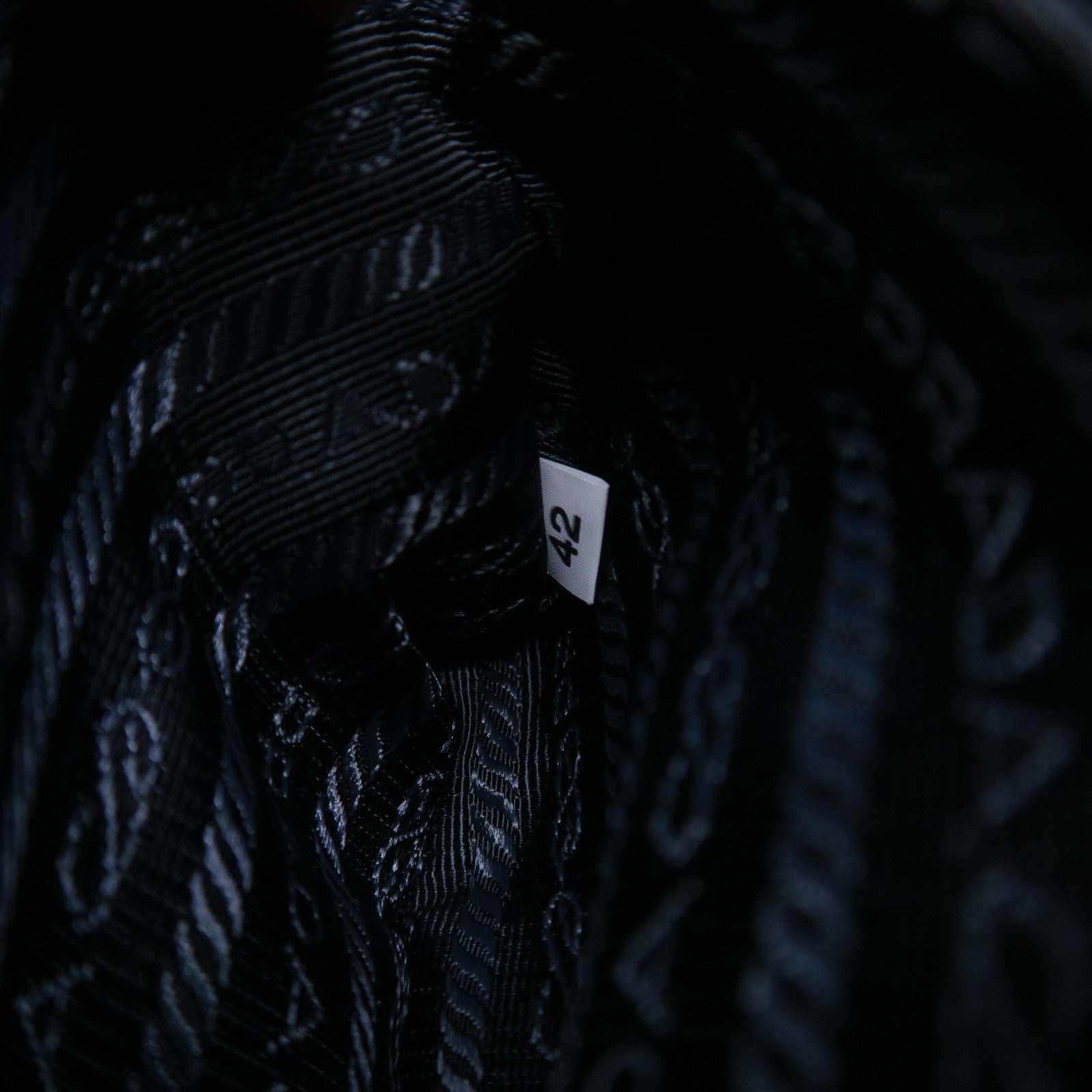 PRADA 牛皮皮革Shoulder Bag金扣肩背袋藍色