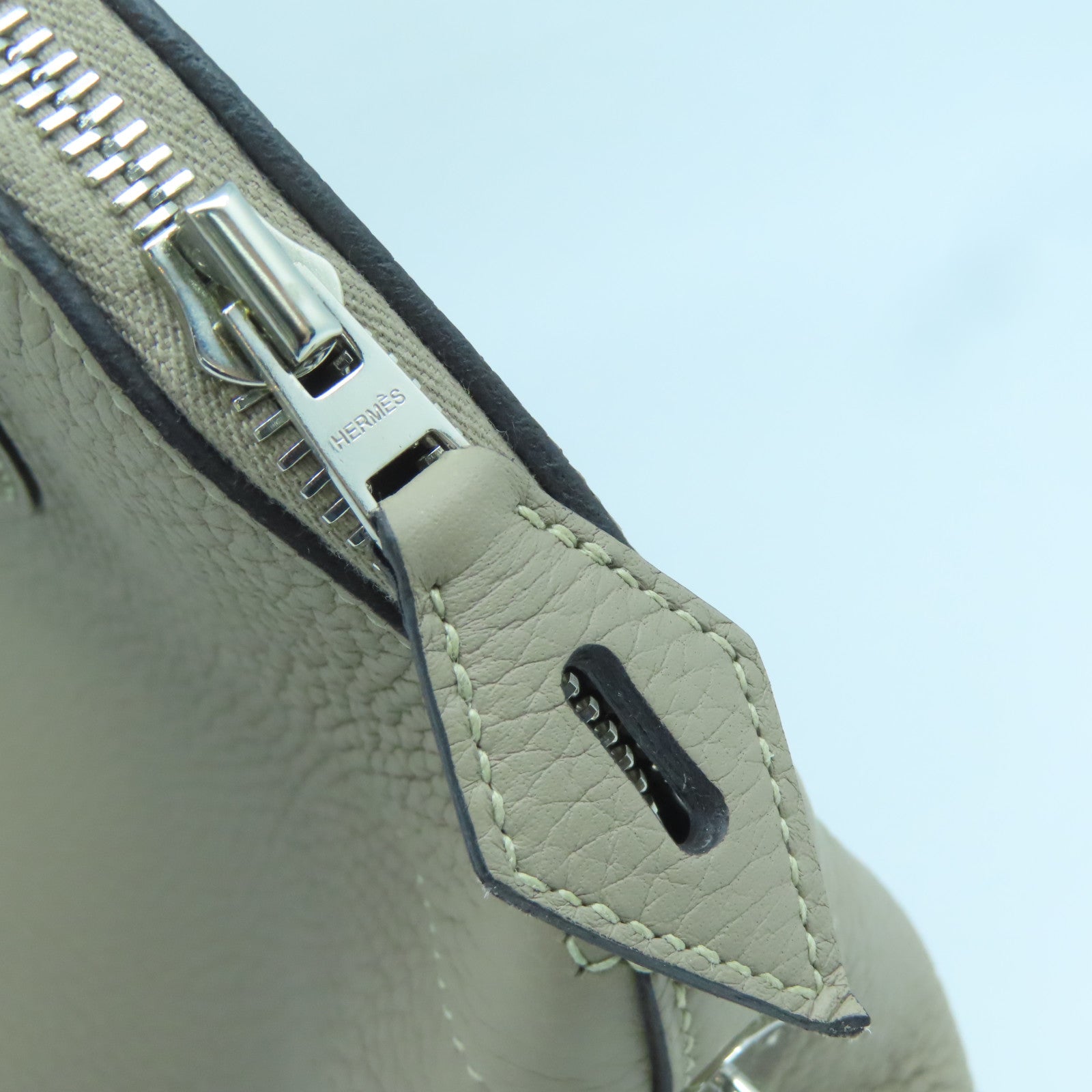HERMES Clemence Leather Bolide 31 Silver Buckle Handle Shoulder Bag Turtledove Gray