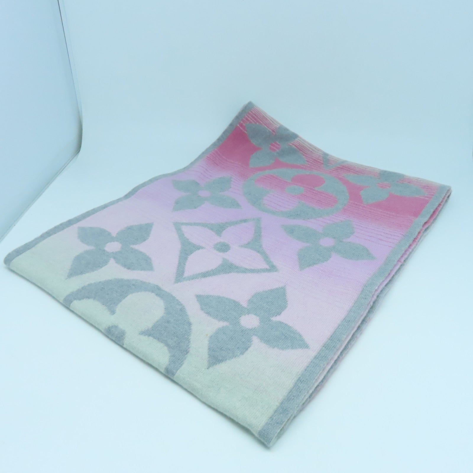 LOUIS VUITTON 羊絨Scarf圍巾灰色/粉紅色