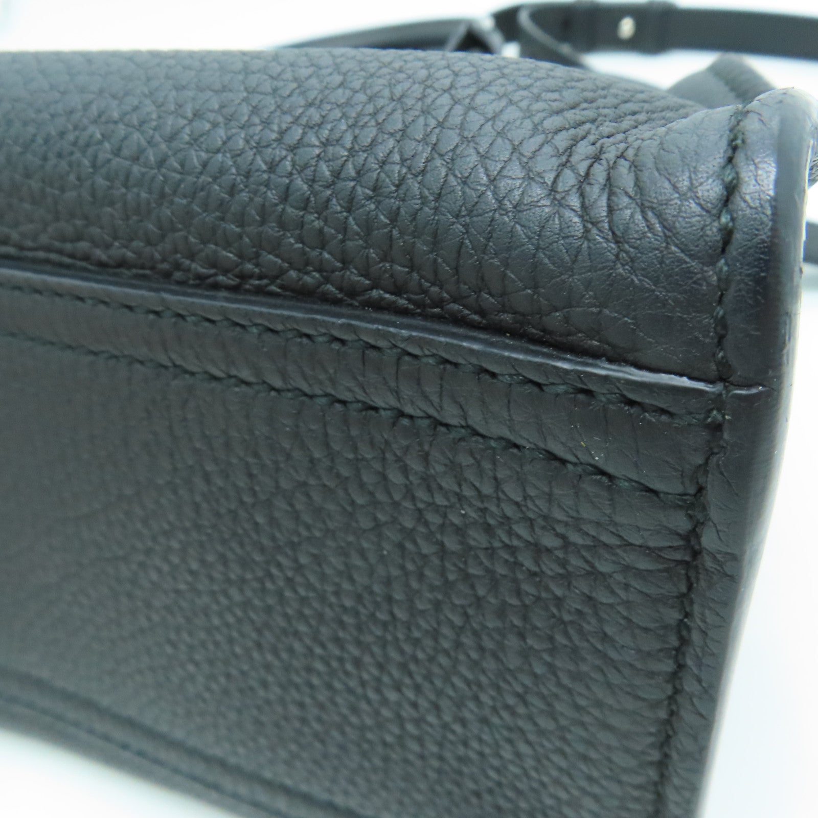 GUCCI cowhide leather 2 Way Shoulder silver buckle handle shoulder bag black