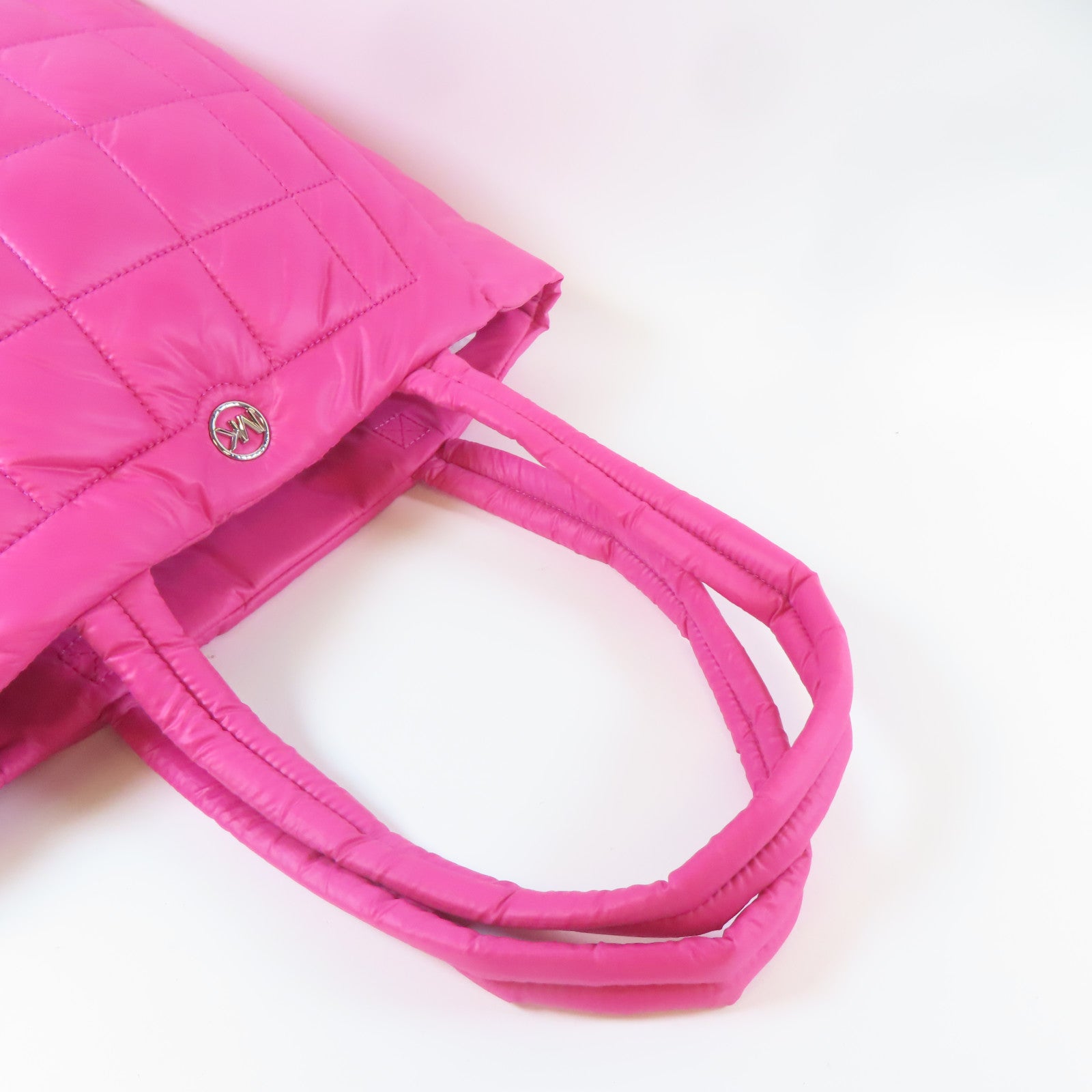 Michael Kors 尼龍Tote銀扣手挽袋粉紅色