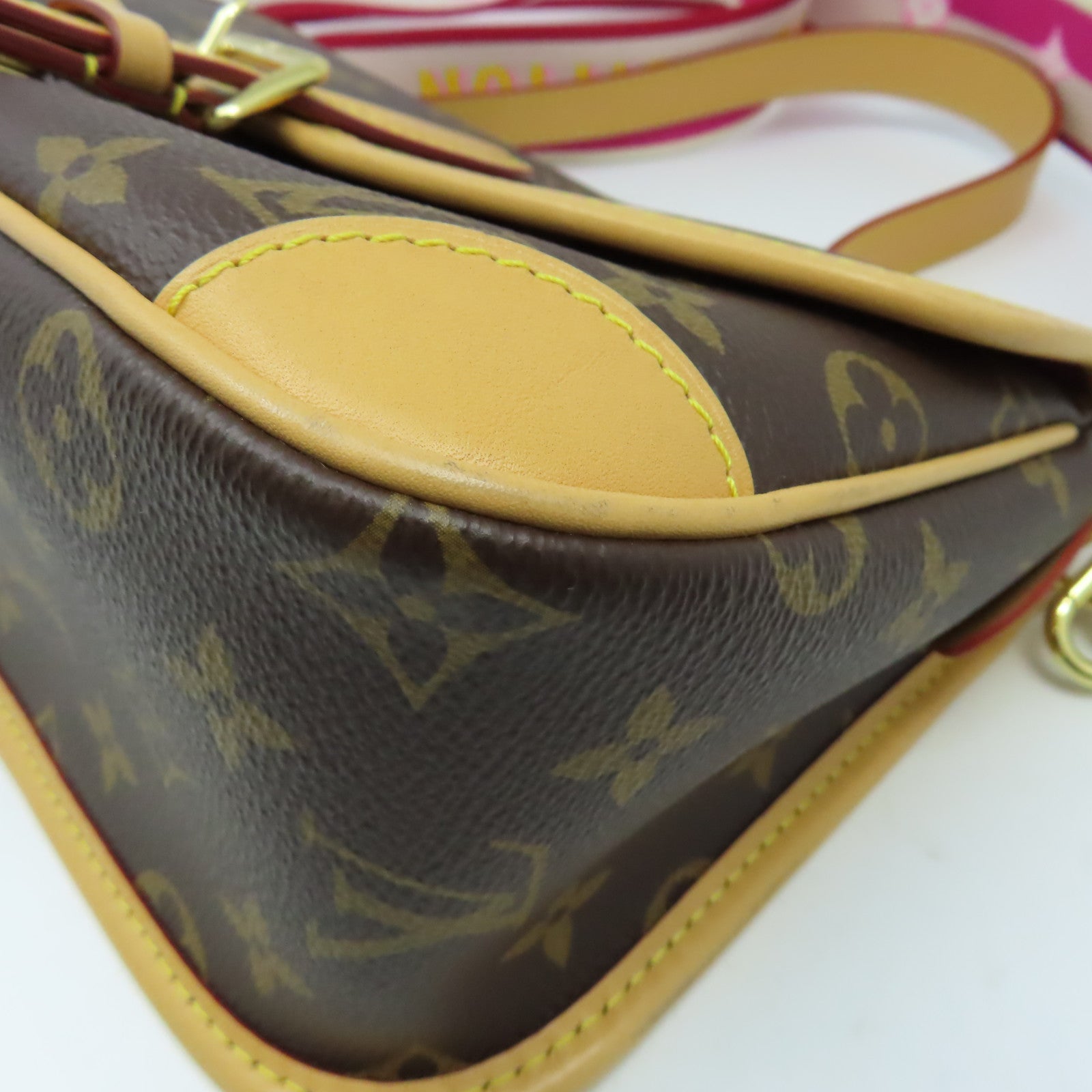 LOUIS VUITTON Monogram Diane金扣手挽肩背兩用袋啡色