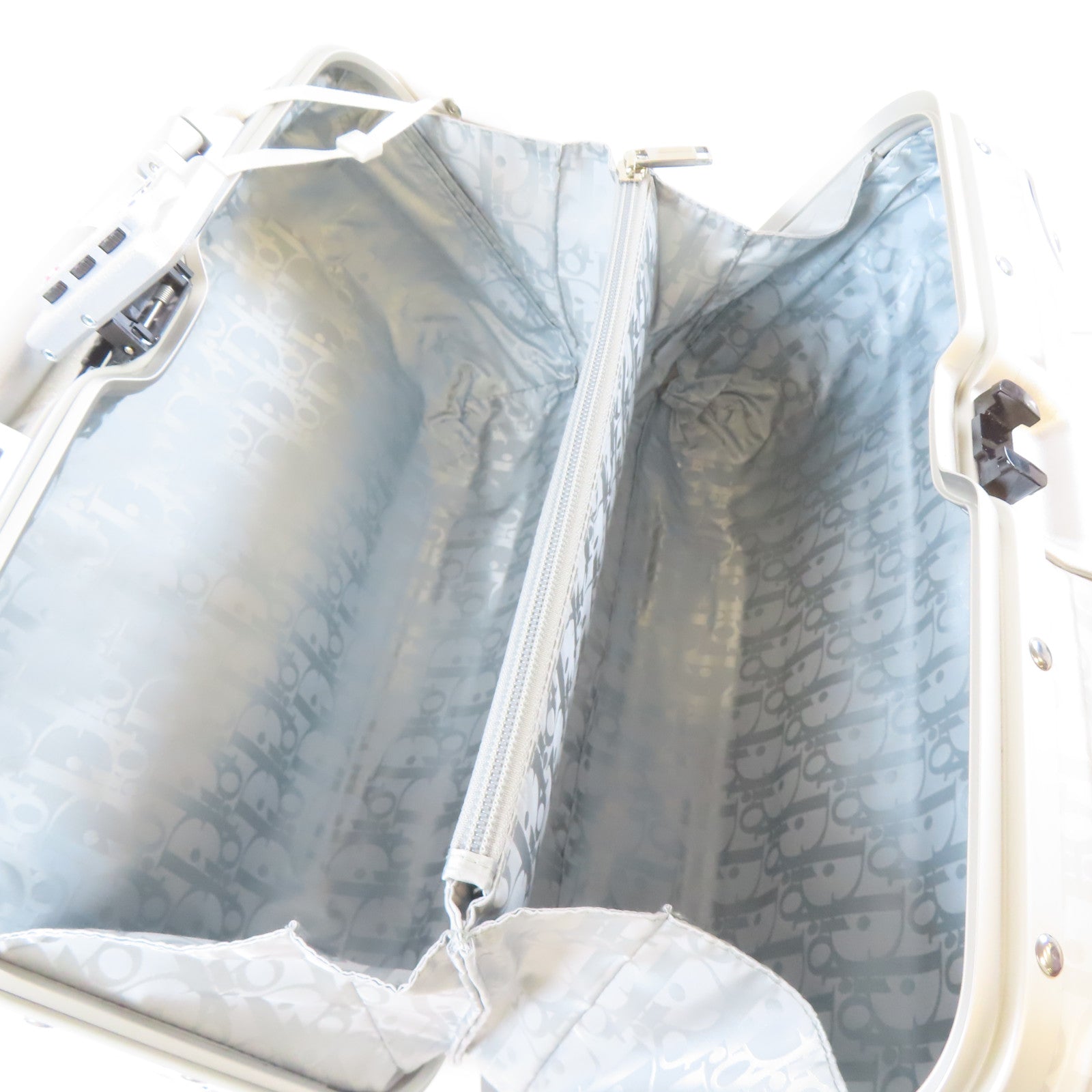 Dior 金屬DiorXRimowa Suitcase銀扣行李箱銀灰色