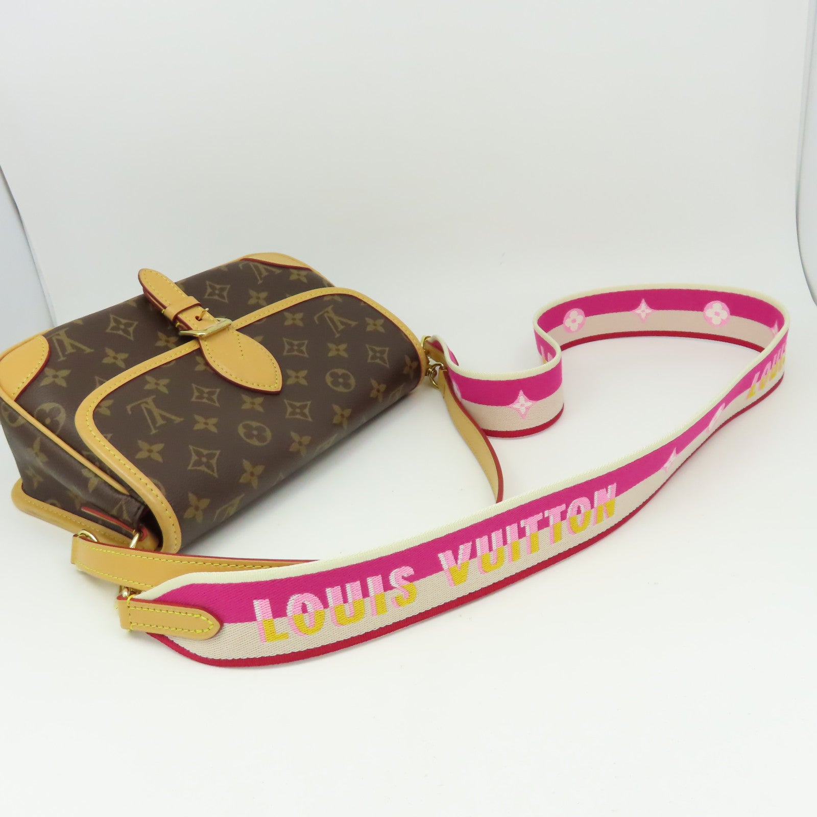 LOUIS VUITTON Monogram Diane金扣手挽肩背兩用袋啡色
