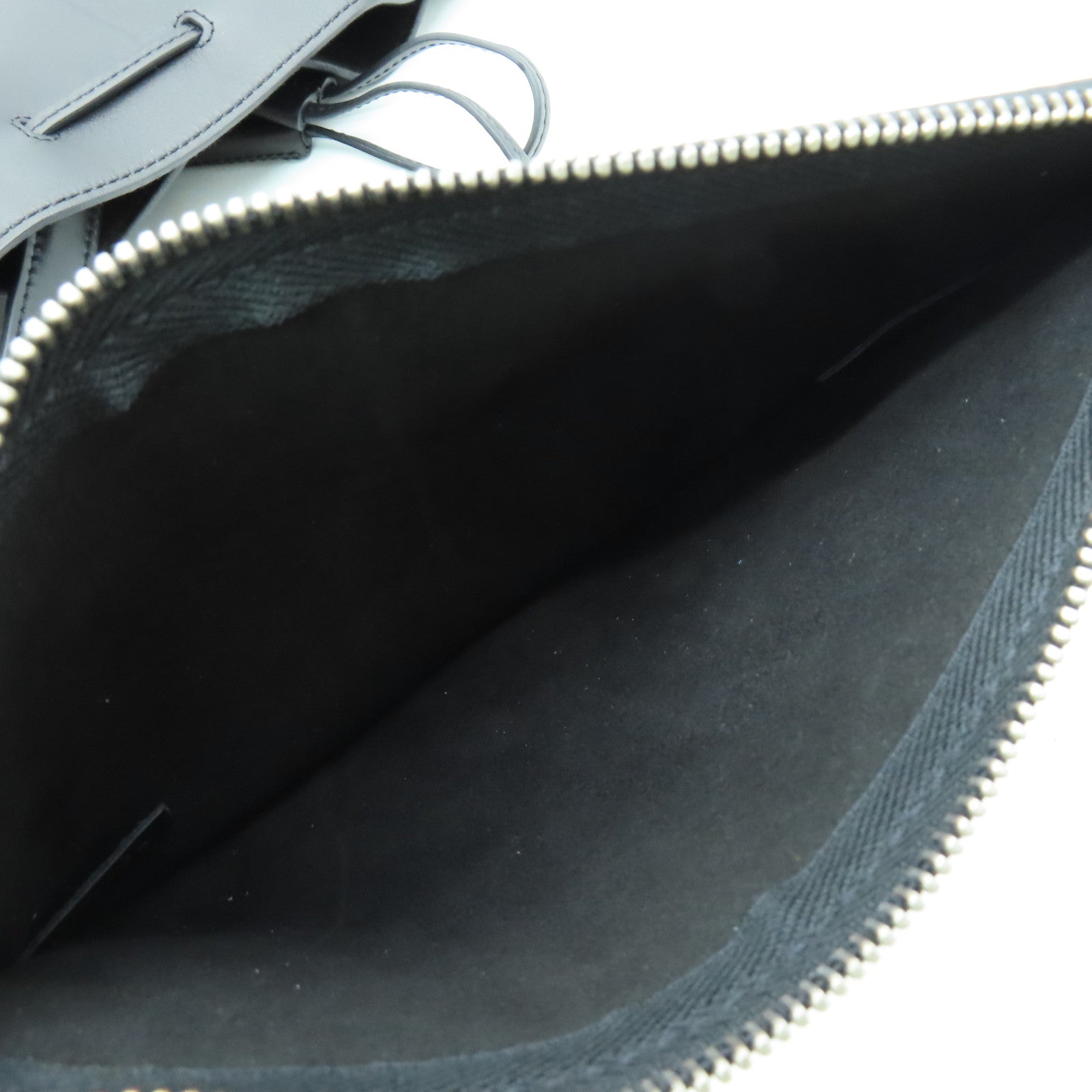 TOD'S cowhide leather Shoulder Bag silver buckle shoulder bag black