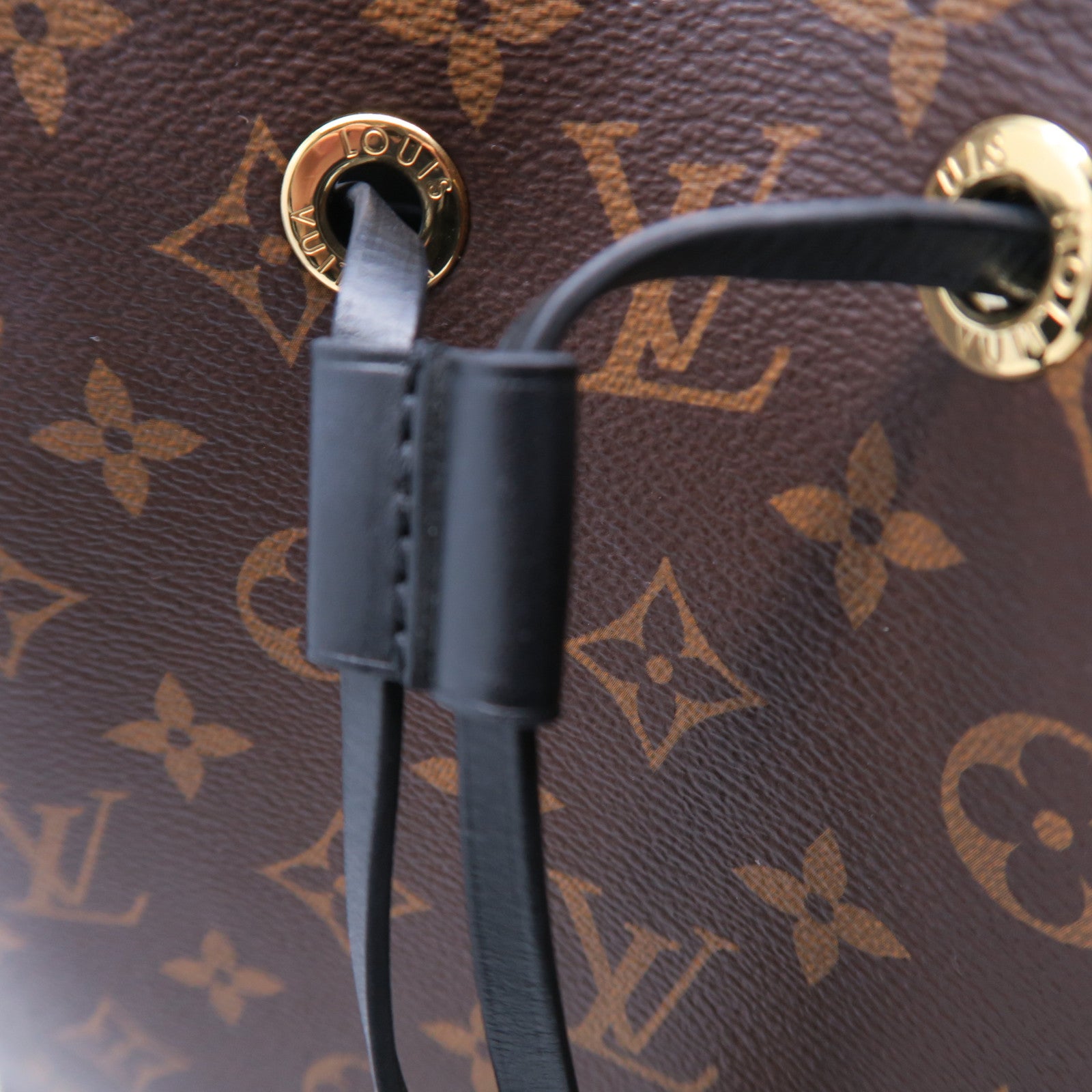 LOUIS VUITTON Monogram Neo Noe金扣肩背袋棕色