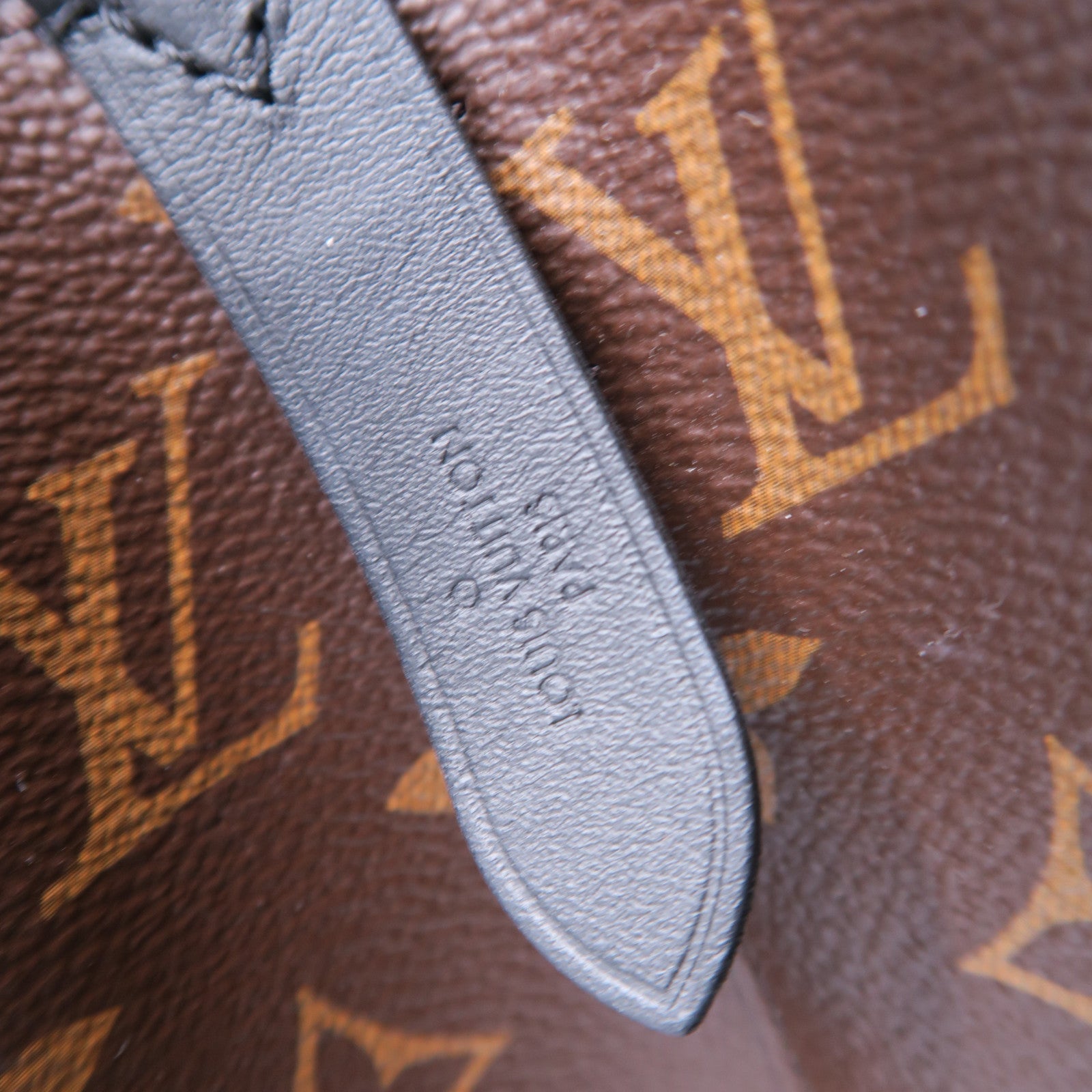 LOUIS VUITTON Monogram Neo Noe金扣肩背袋棕色