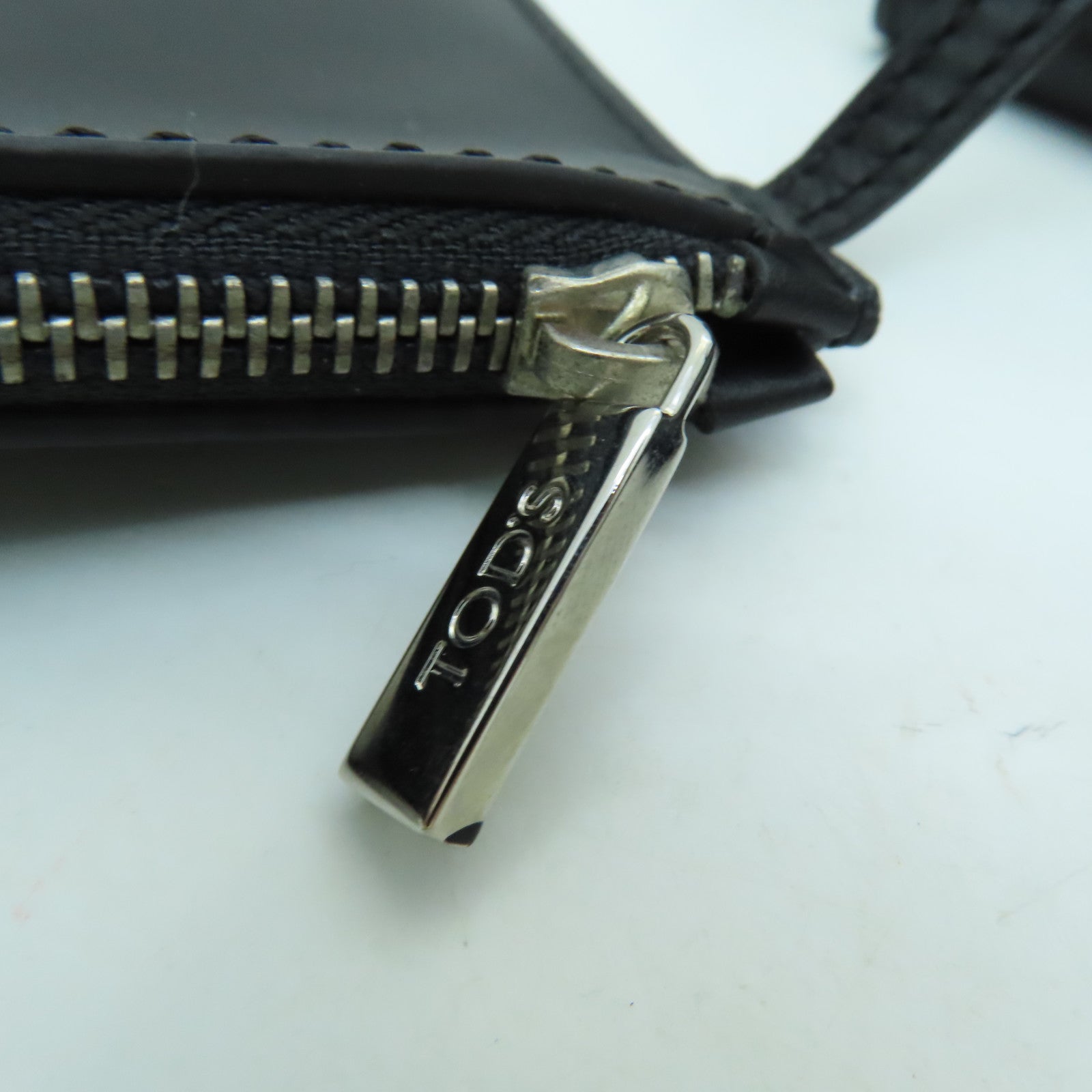 TOD'S cowhide leather Shoulder Bag silver buckle shoulder bag black