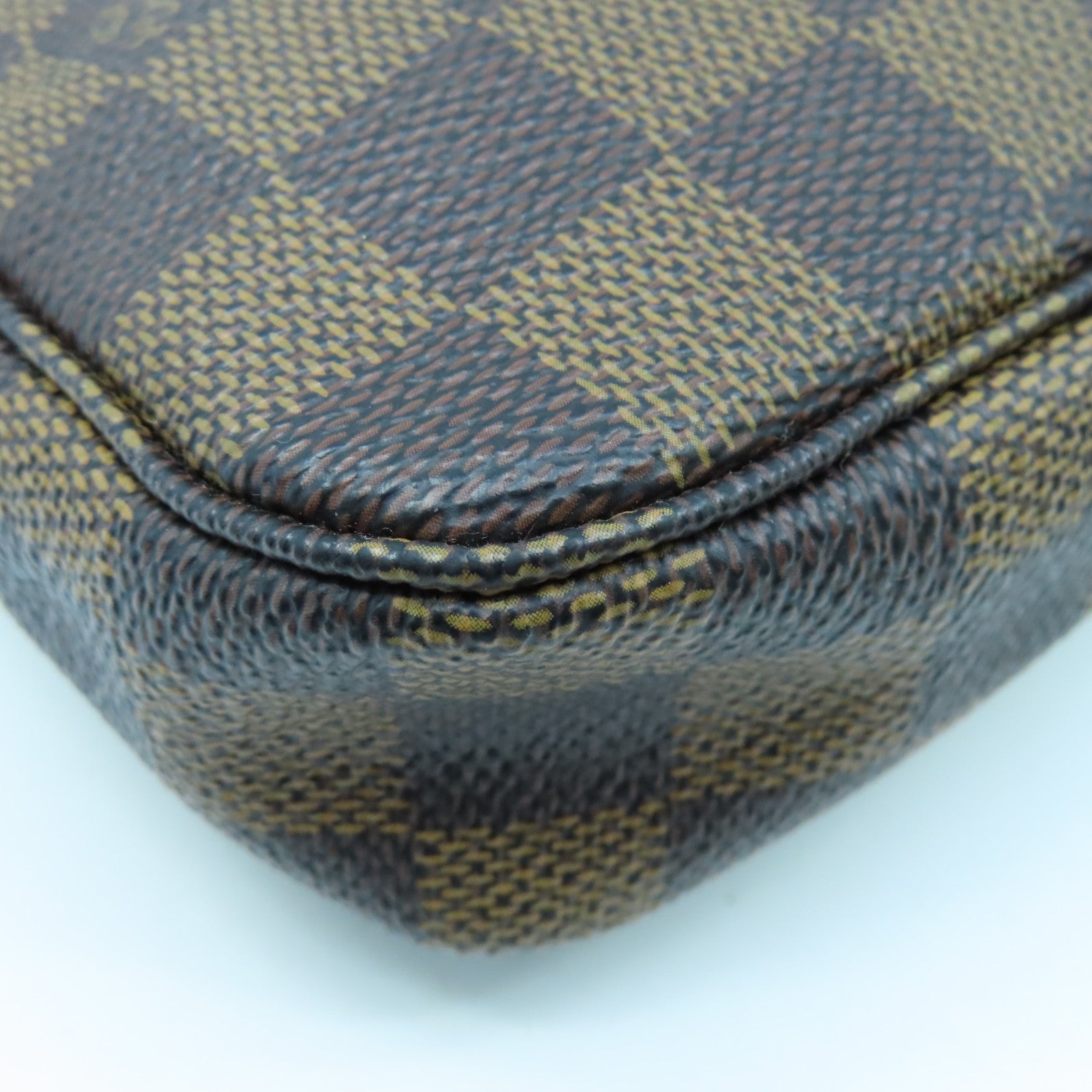 LOUIS VUITTON Damier Accessories Pouch金扣化妝袋啡色