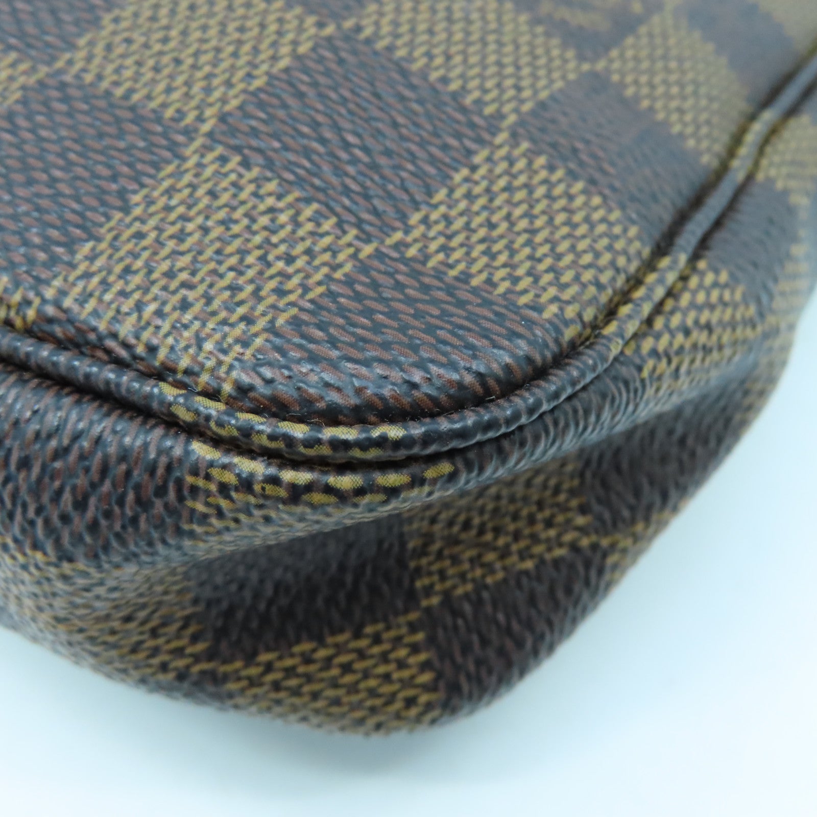 LOUIS VUITTON Damier Accessories Pouch金扣化妝袋啡色