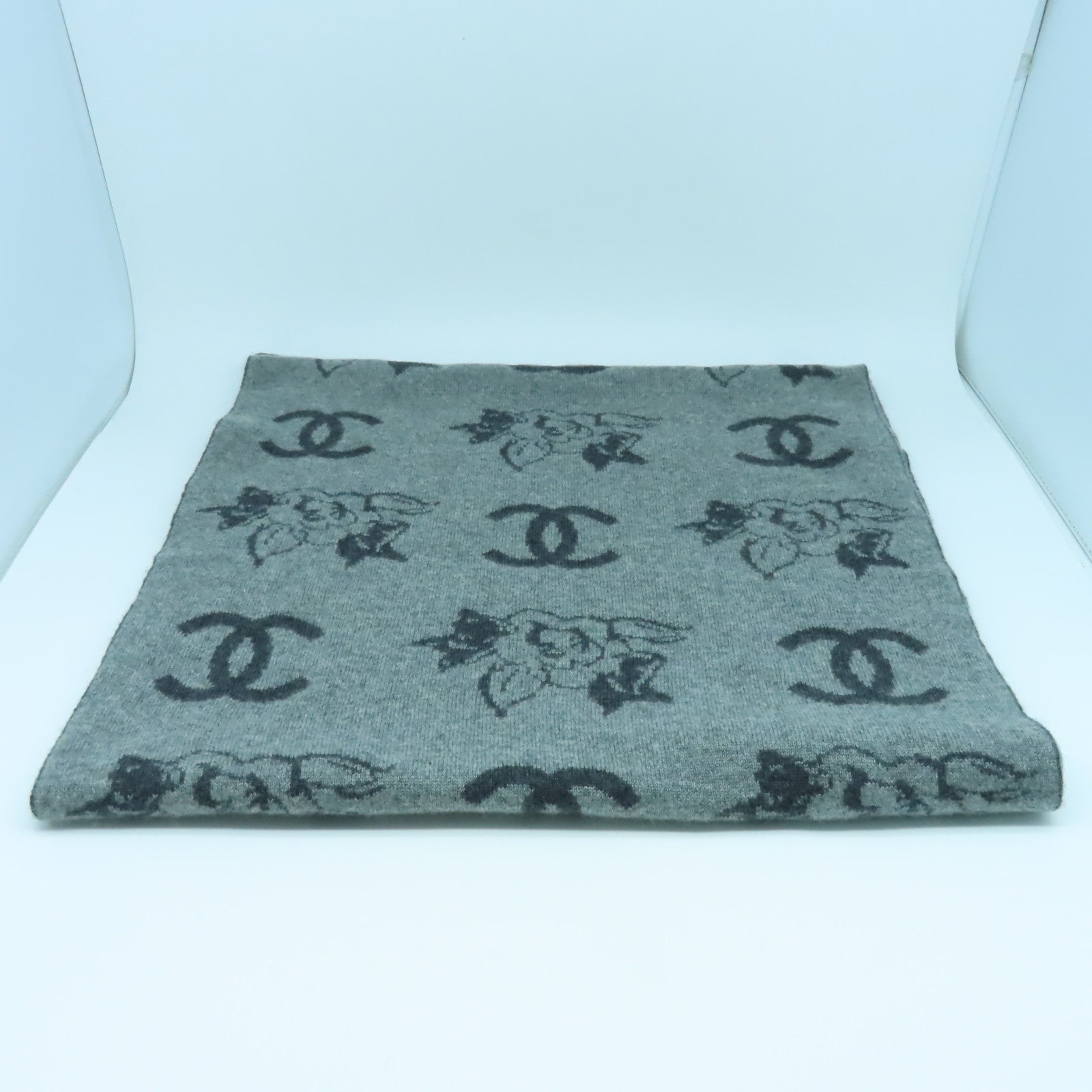 CHANEL 羊絨Scarf圍巾灰色
