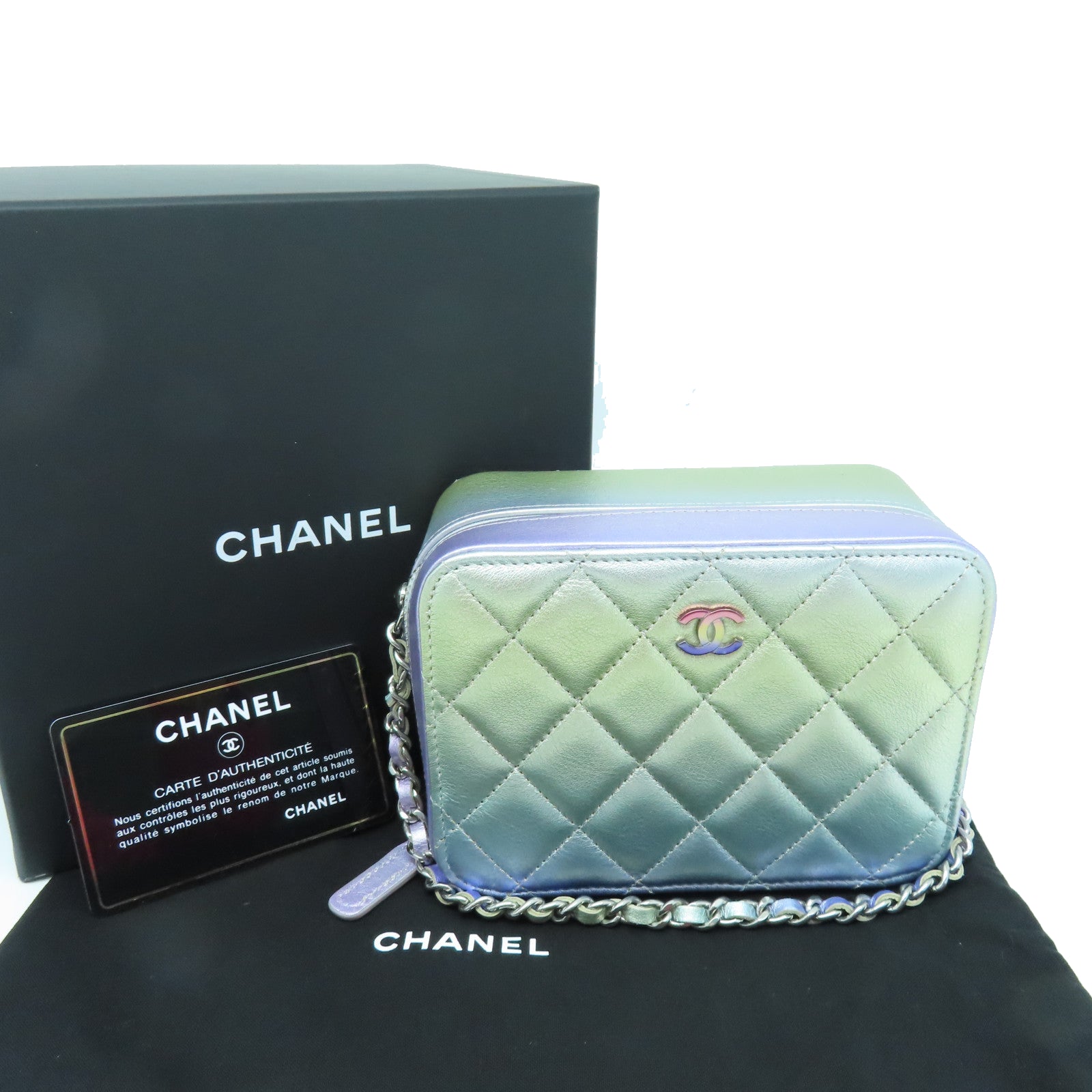 CHANEL 菱格牛皮皮革Vanity Bag银扣链带肩背袋彩虹色
